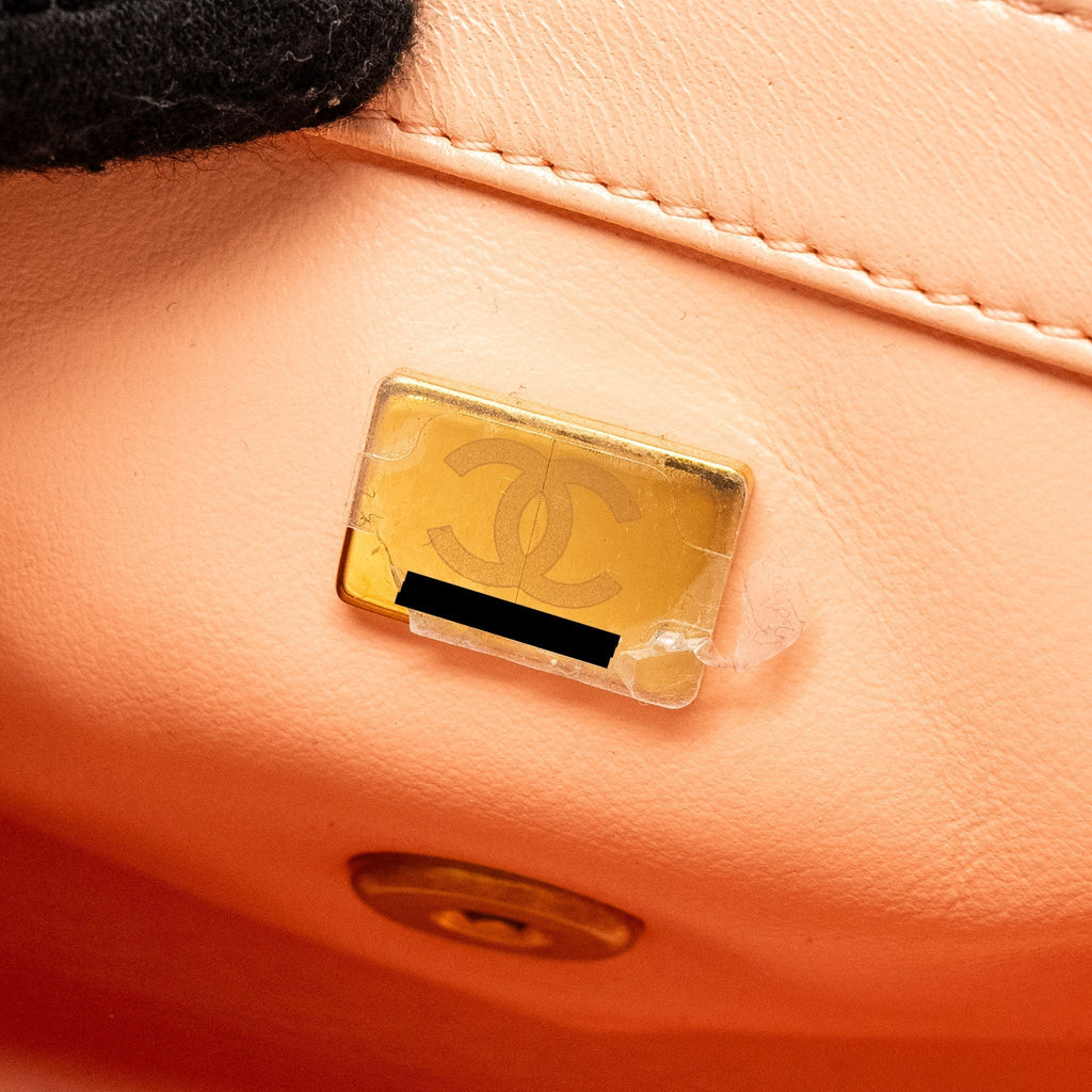 chanel-pearl-crush-mini-rectangular-flap-bag-pink-ghw-microchip