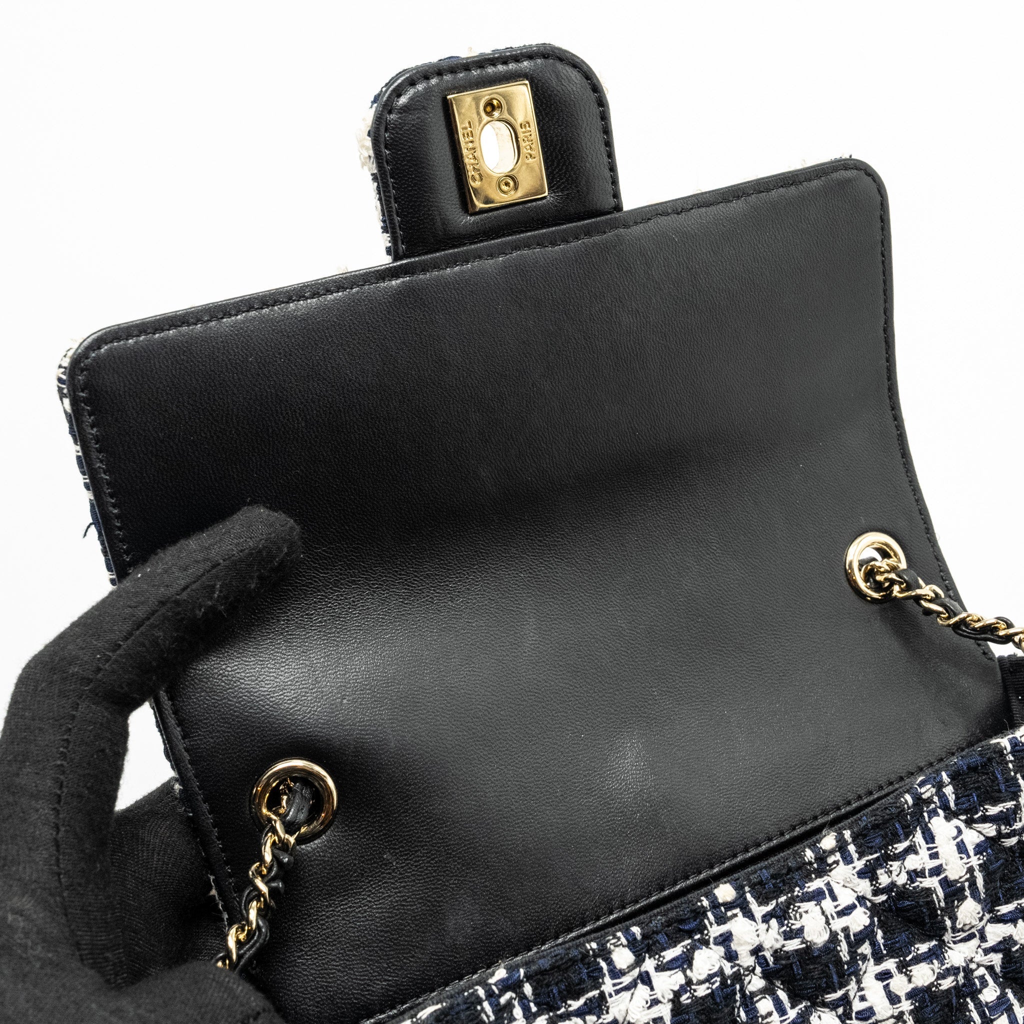 chanel-mini-flap-bag-with-detailed-chain-tweed-black-white-lghw-microchip