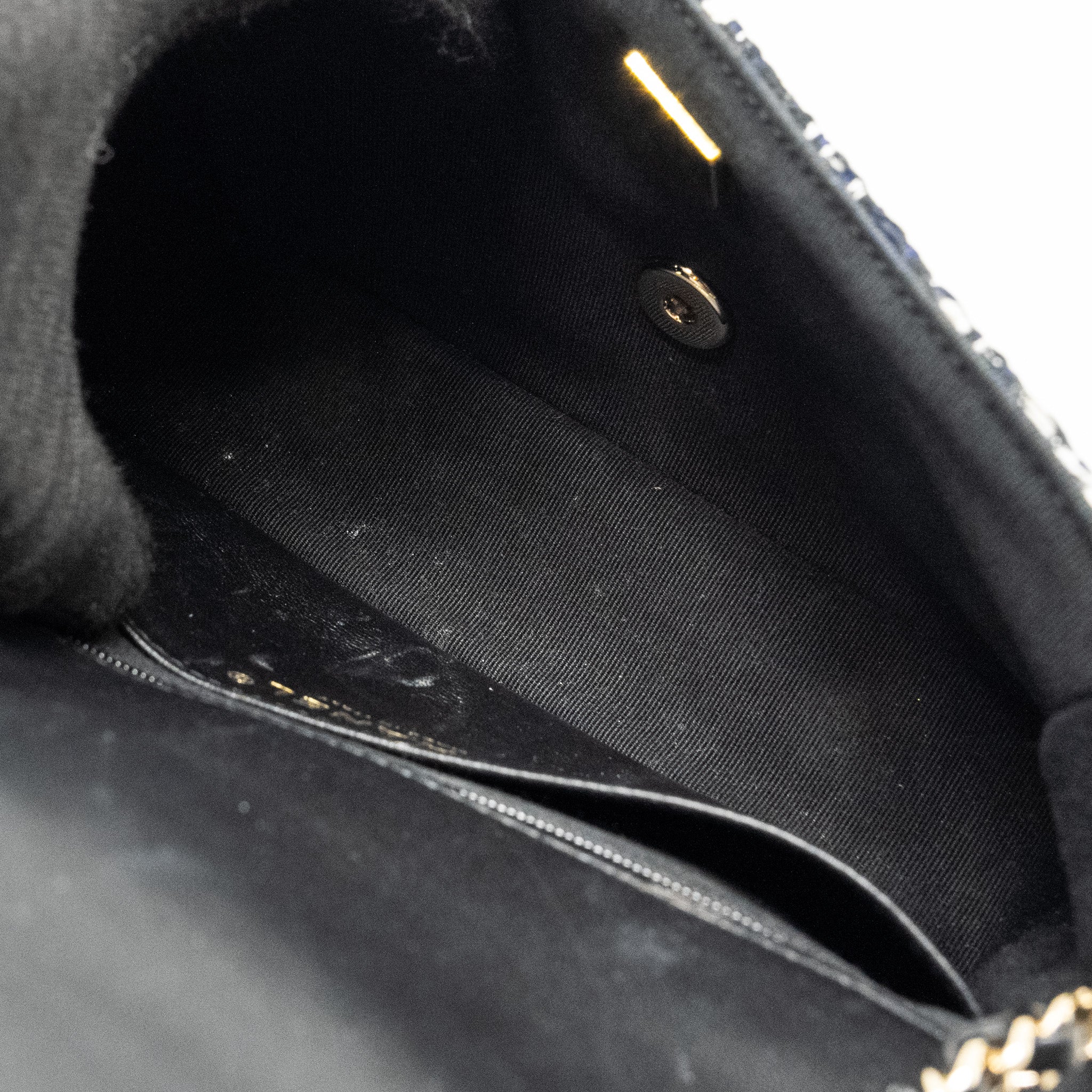 chanel-mini-flap-bag-with-detailed-chain-tweed-black-white-lghw-microchip