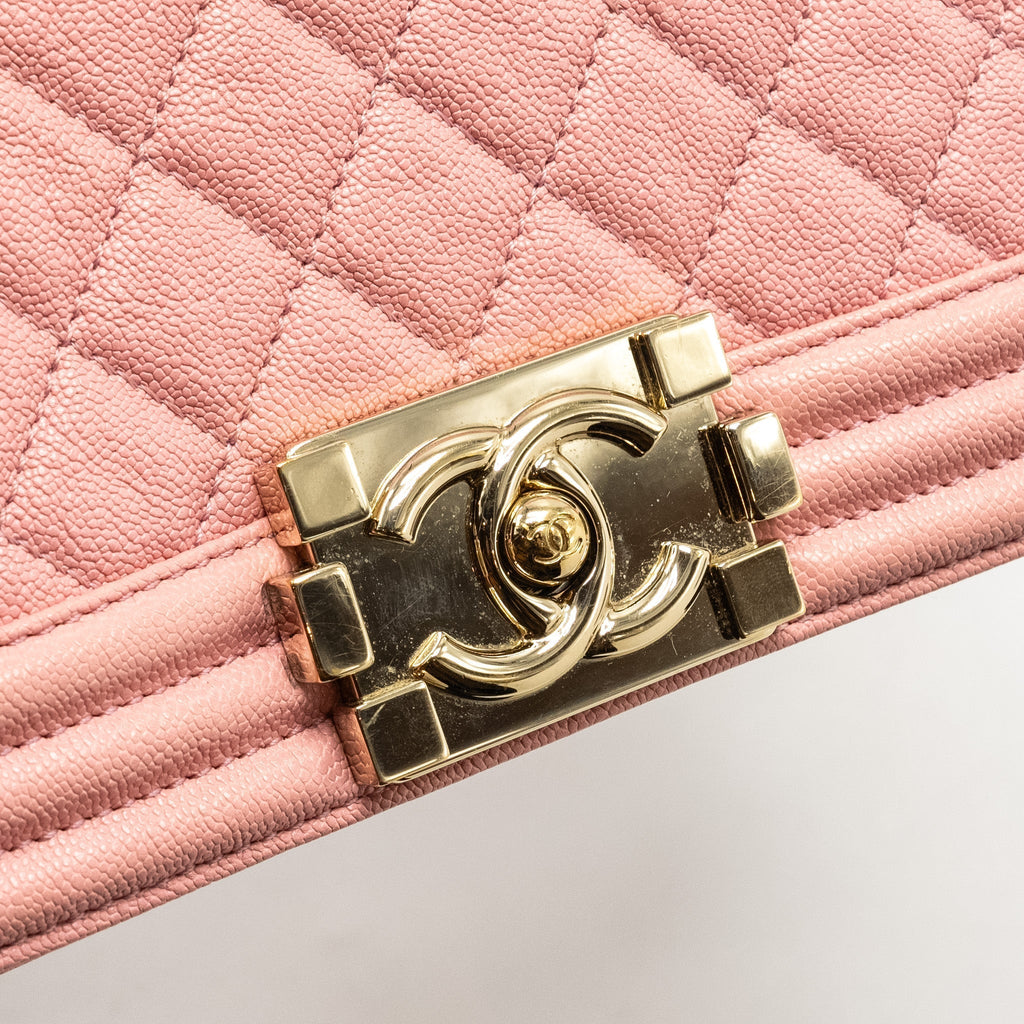 chanel-medium-boy-bag-caviar-pink-lghw-1