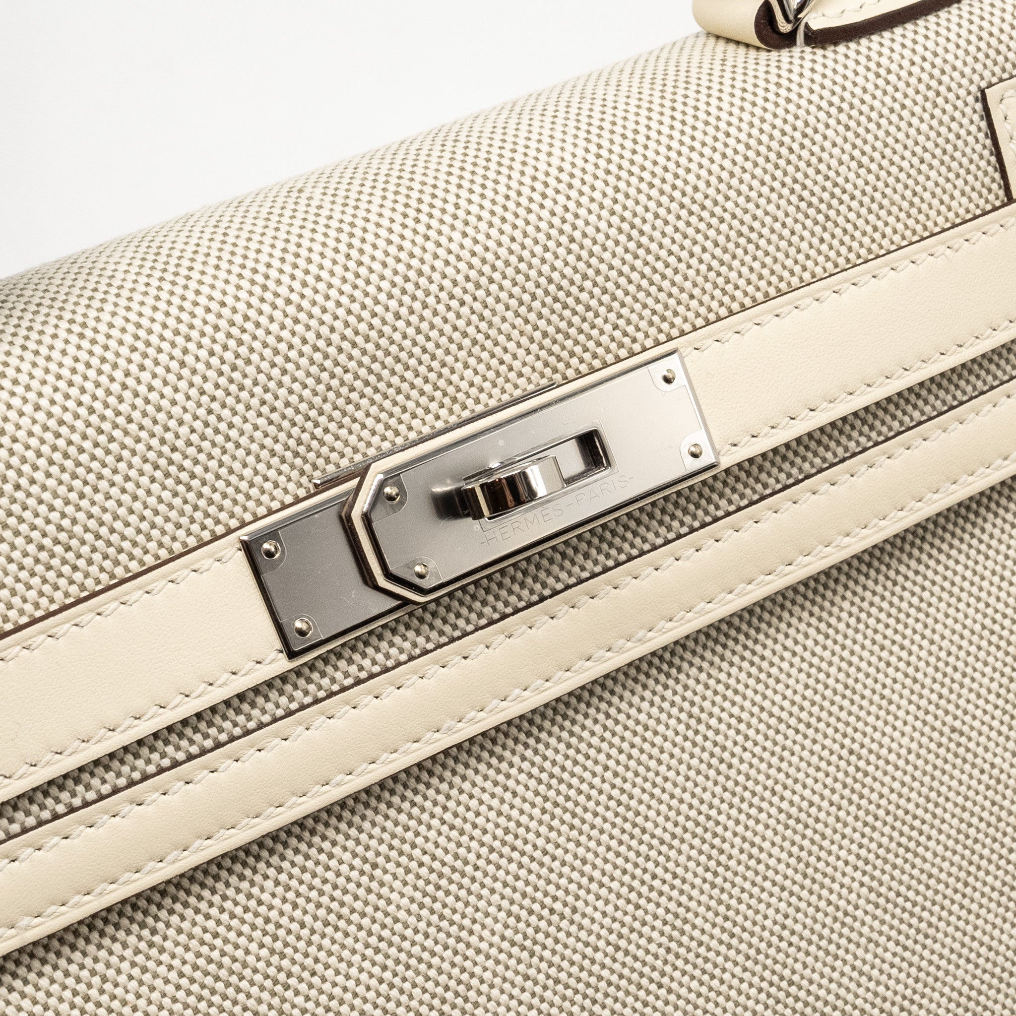hermes-kelly-28-sellier-toile-h-swift-ecru-amande-nata-shw-stamp-z-copy