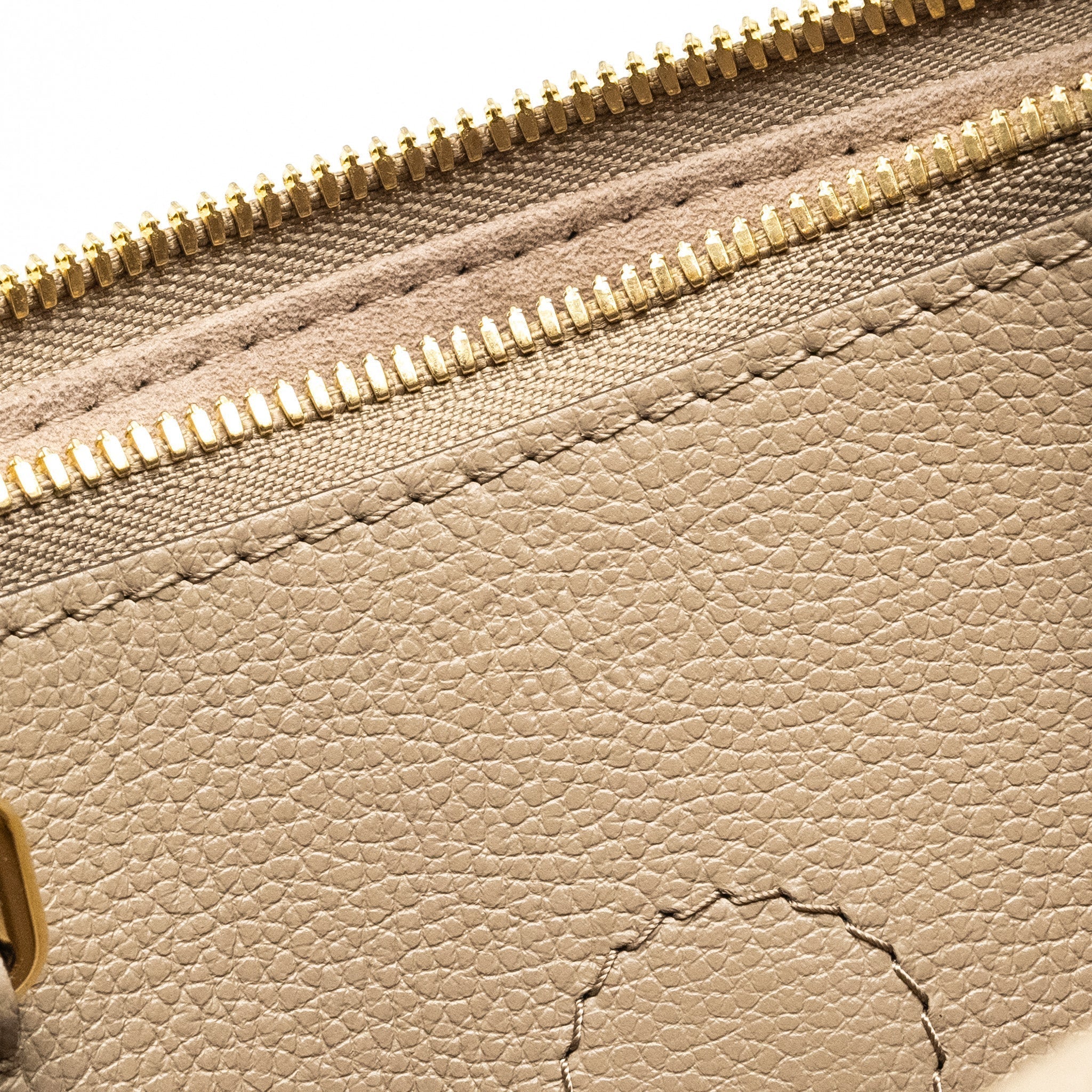 louis-vuitton-trianon-tote-bag-pm-monogram-empreinte-tourterelle-creme-beige-ghw