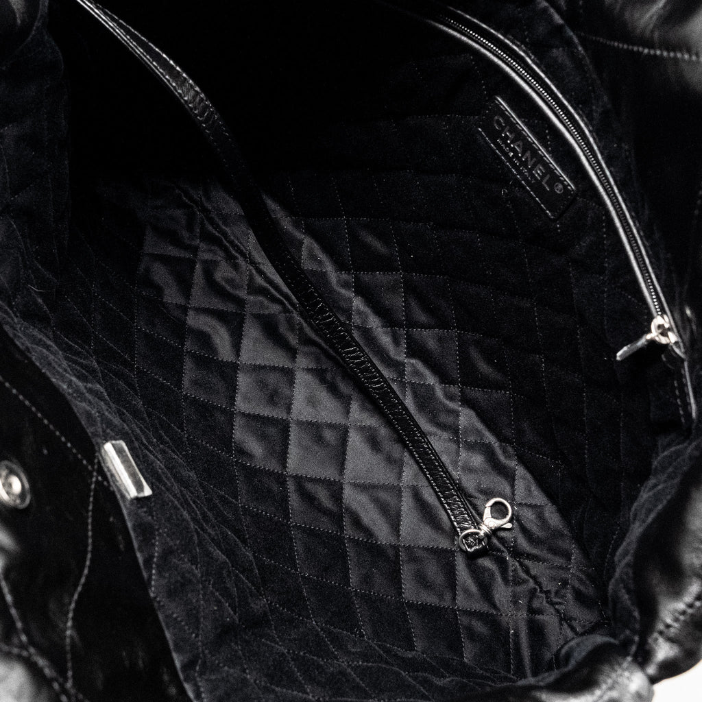 chanel-medium-22-shiny-calfskin-black-shw-microchip-1
