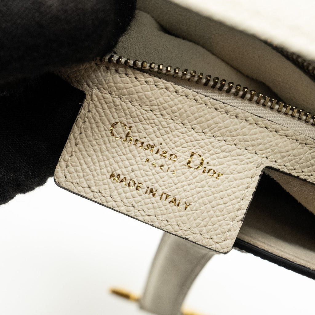 dior-medium-saddle-bag-calfskin-white-ghw-1