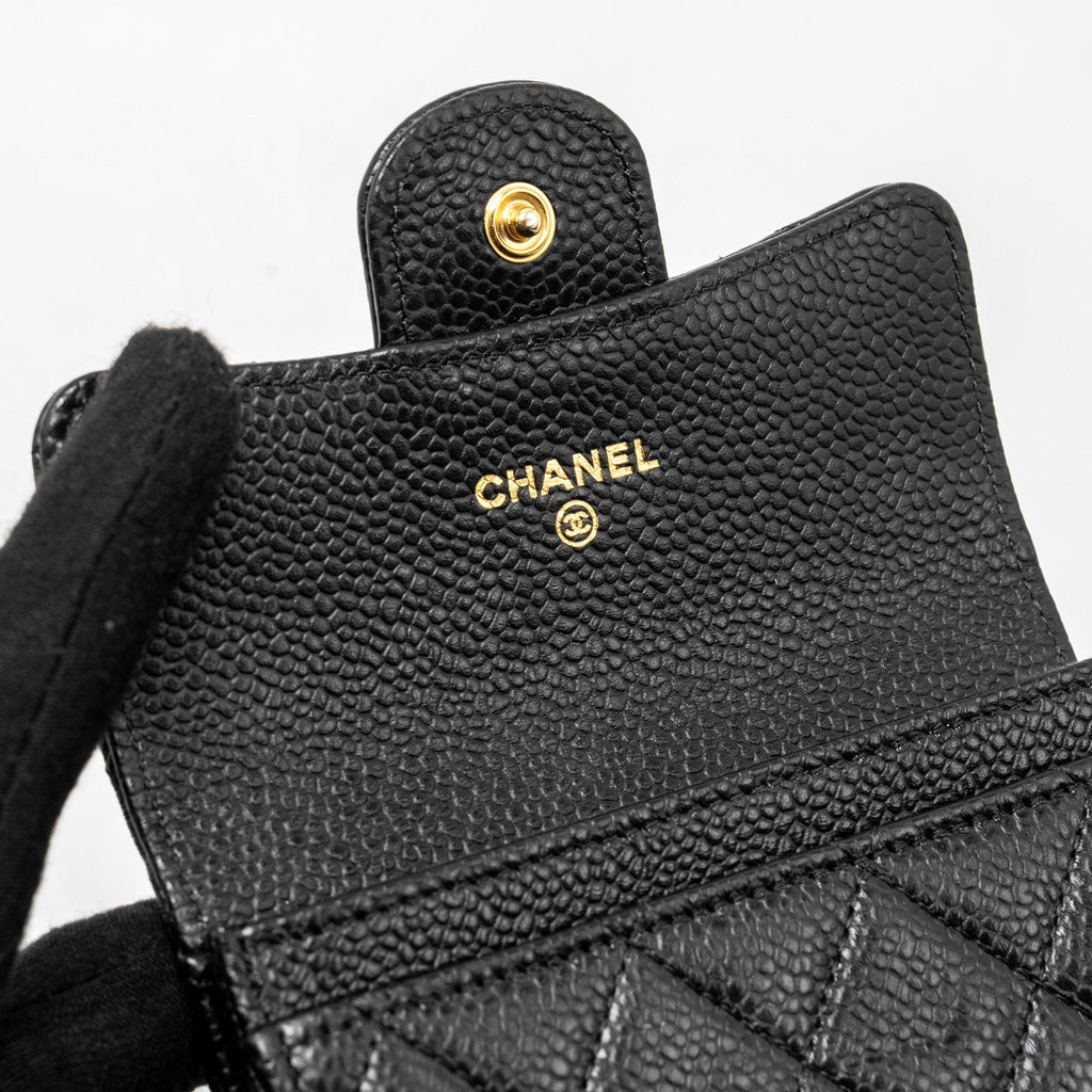 chanel-classic-flap-card-holder-caviar-black-ghw-3