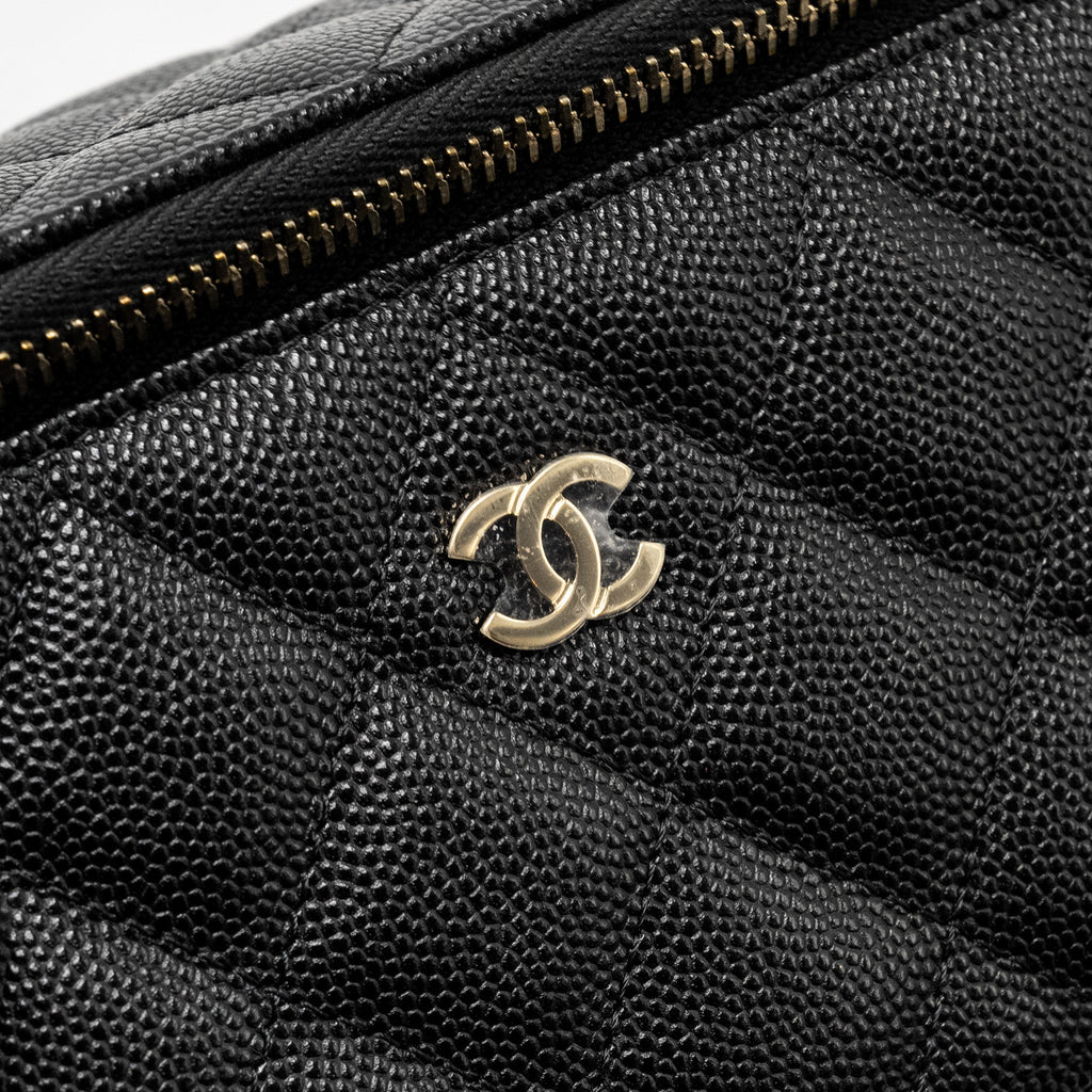 chanel-long-vanity-with-chain-caviar-black-lghw-2