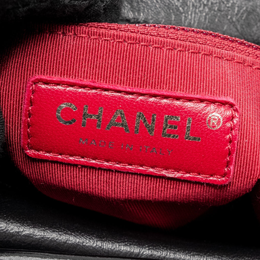 chanel-small-gabrielle-hobo-bag-chevron-aged-calfskin-black-multicolour-hardware-copy-1