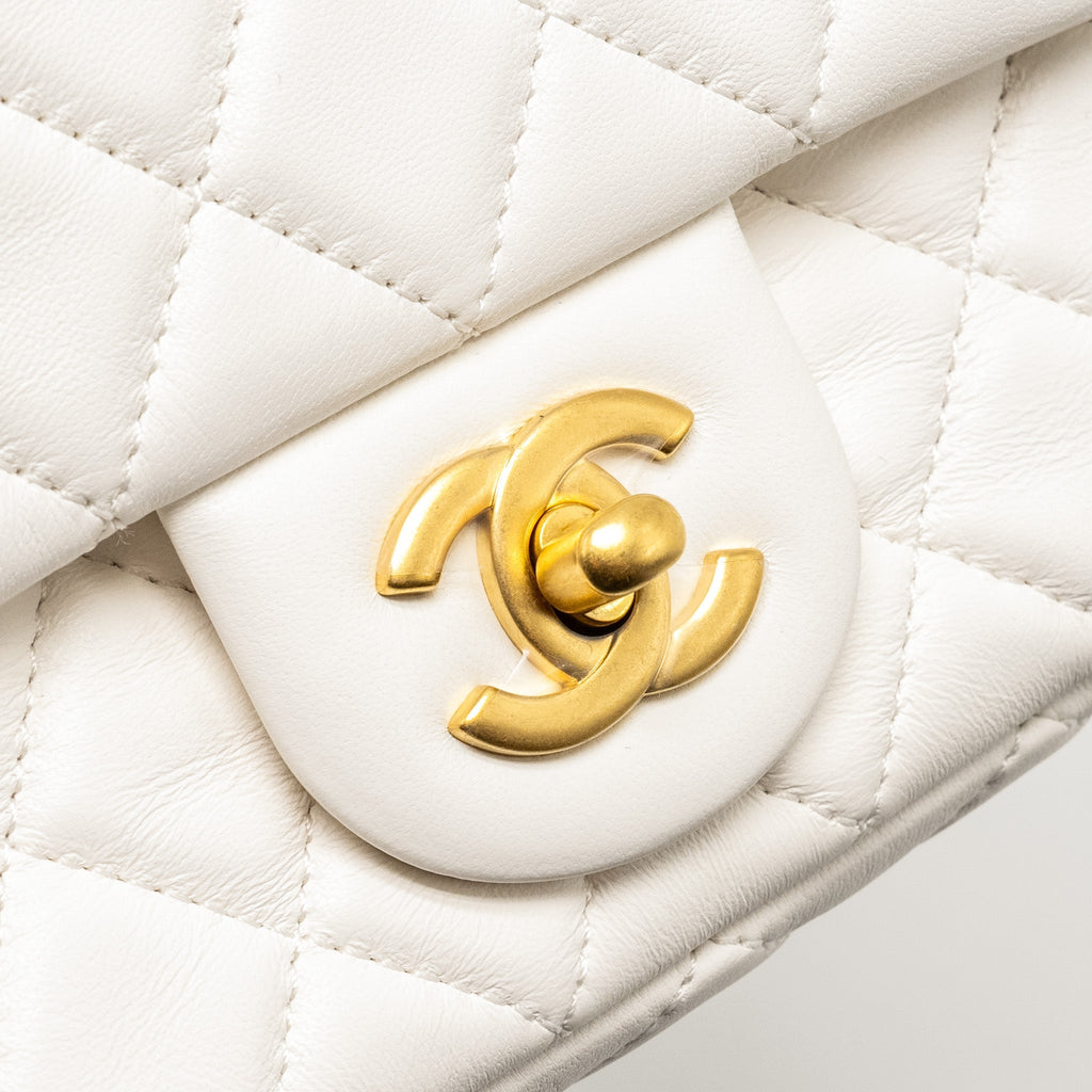 chanel-pearl-crush-mini-rectangular-flap-bag-lambskin-white-ghw-microchip-1