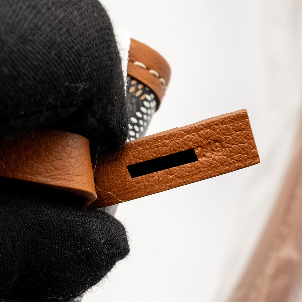 goyard-boheme-hobo-bag-goyardine-canvas-calfskin-brown-shw