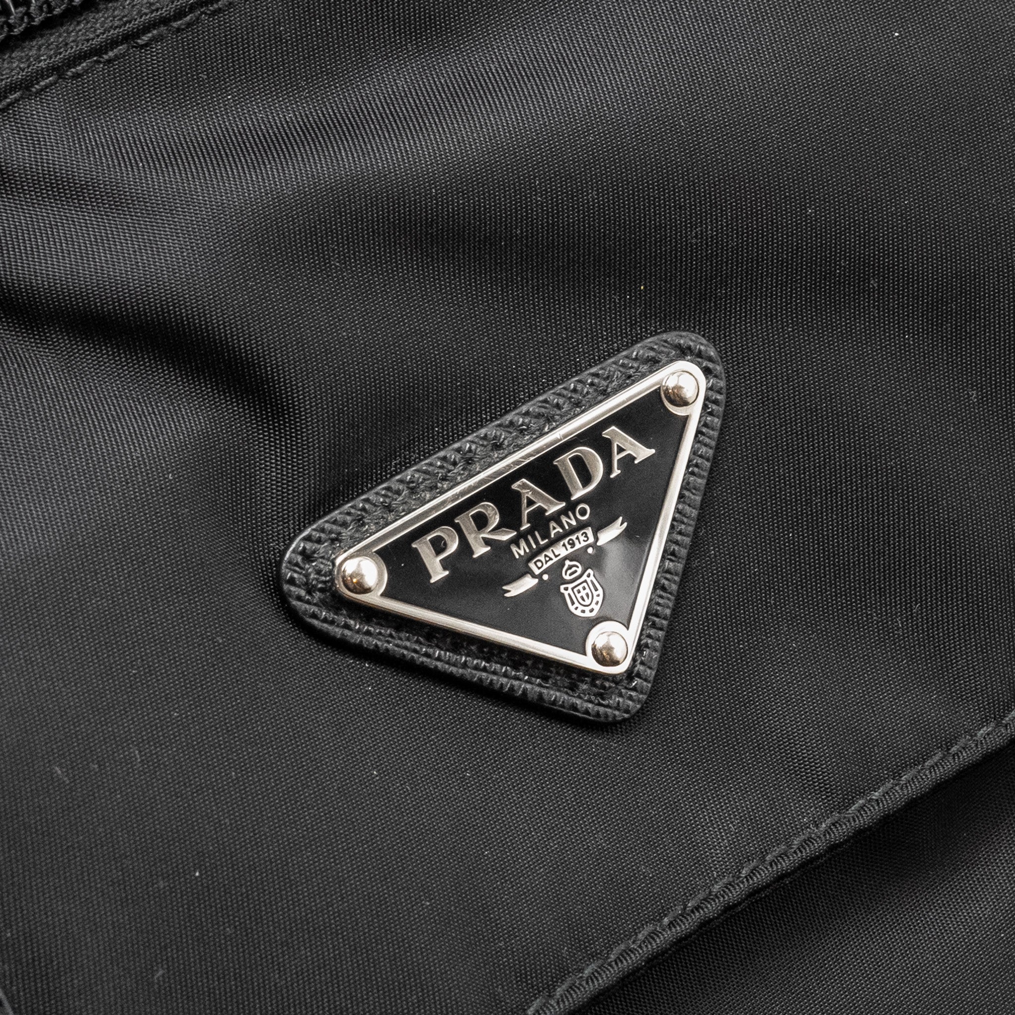 prada-messenger-bag-re-nylon-black-shw-copy