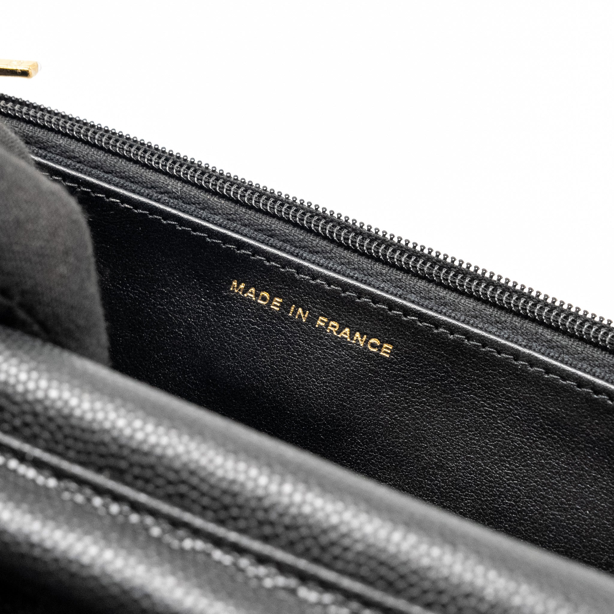 chanel-coco-casino-wallet-on-chain-caviar-black-ghw-microchip-copy