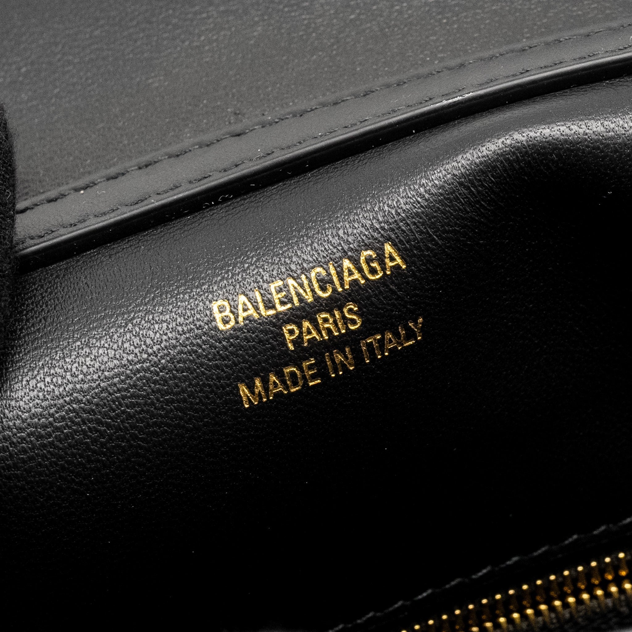 balenciaga-medium-rodeo-handbag-smooth-calfskin-black-ghw