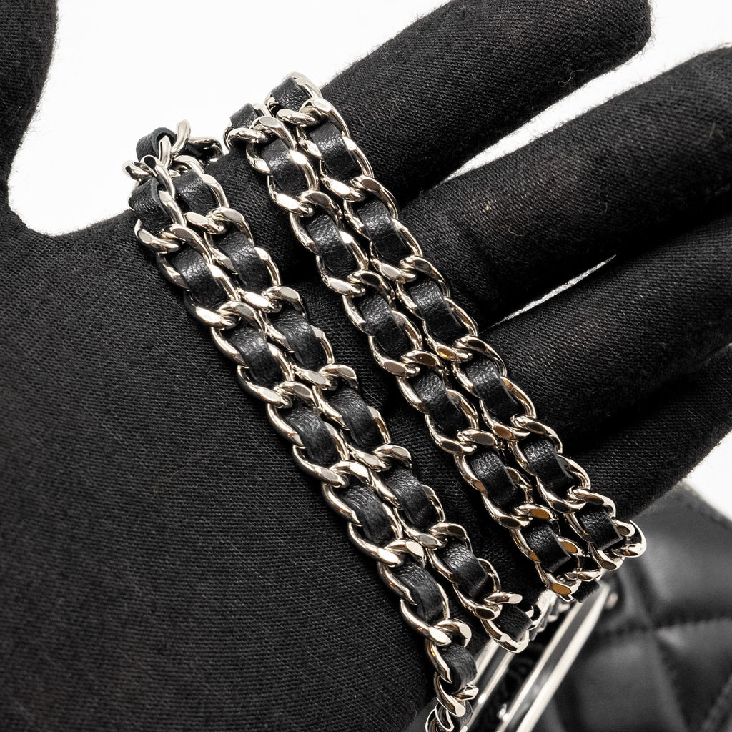 chanel-top-handle-long-vanity-case-lambskin-black-shw-microchip-copy-2