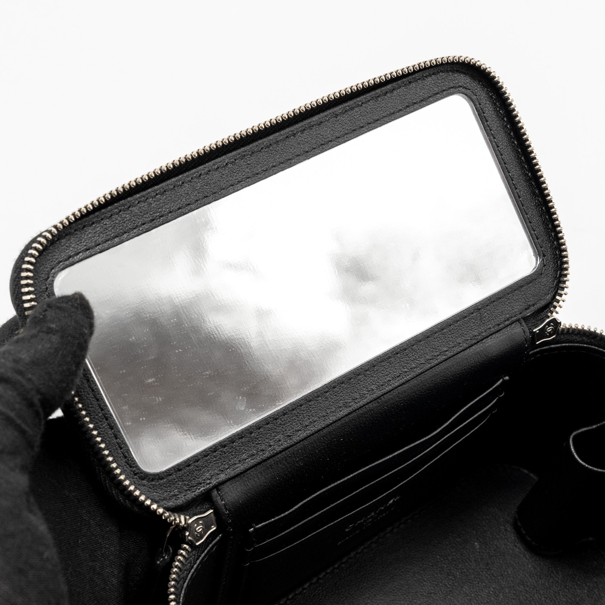 chanel-top-handle-long-vanity-case-lambskin-black-shw-microchip-copy-2