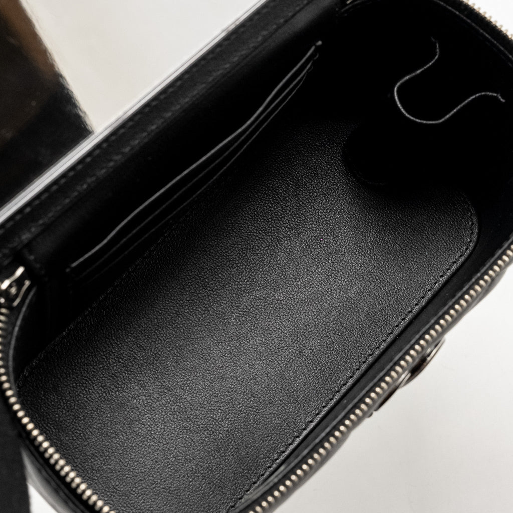 chanel-top-handle-long-vanity-case-lambskin-black-shw-microchip-copy-2