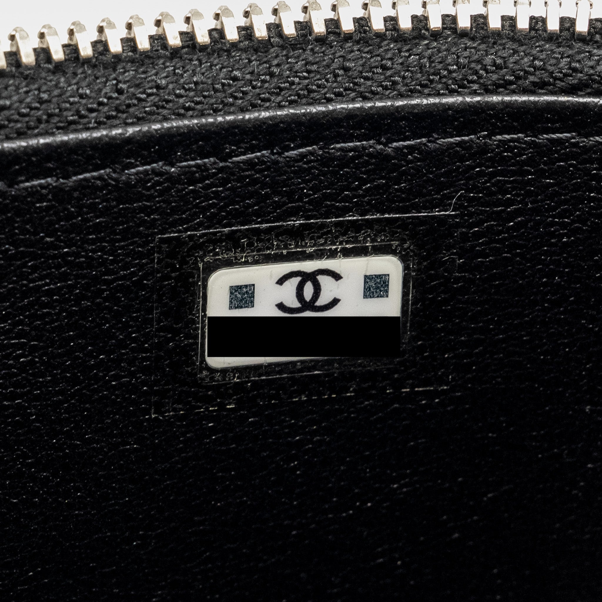 chanel-top-handle-long-vanity-case-lambskin-black-shw-microchip-copy-2