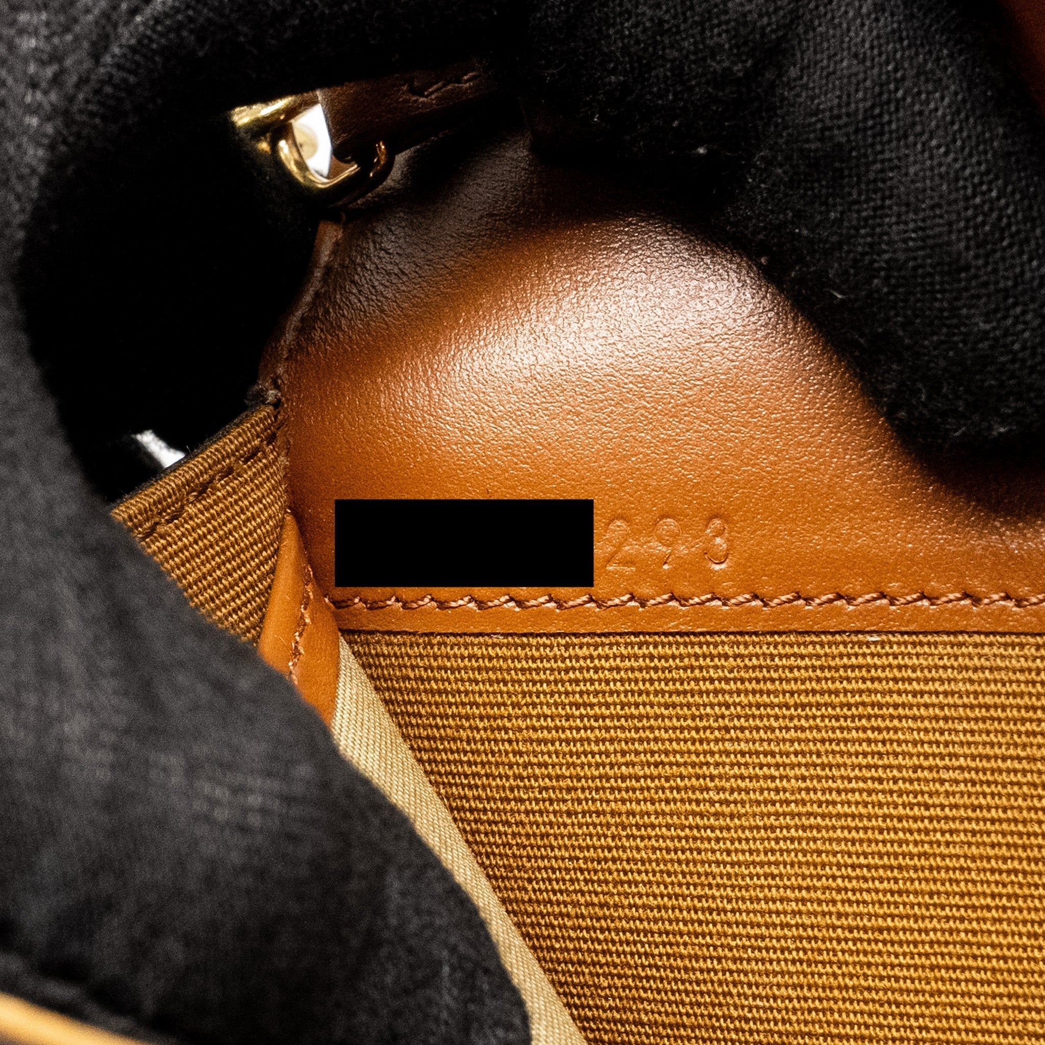 celine-wallet-on-chain-margo-triomphe-canvas-calfskin-tan-ghw