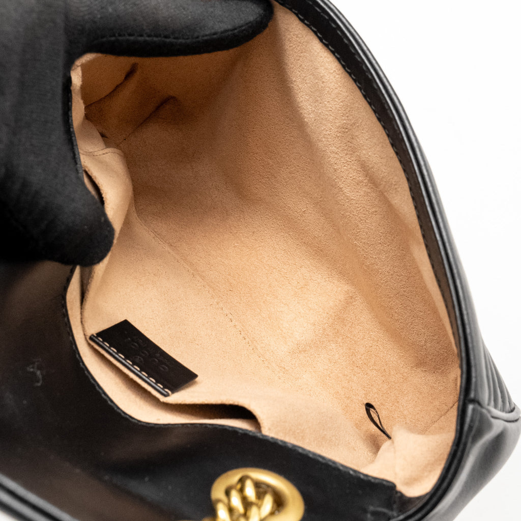 gucci-mini-gg-marmont-shoulder-bag-calfskin-black-ghw-2