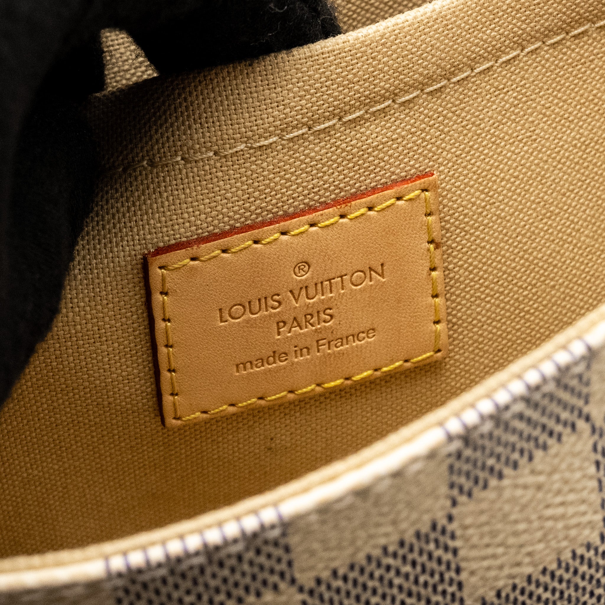 louis-vuitton-favorite-pm-damier-azur-canvas-ghw