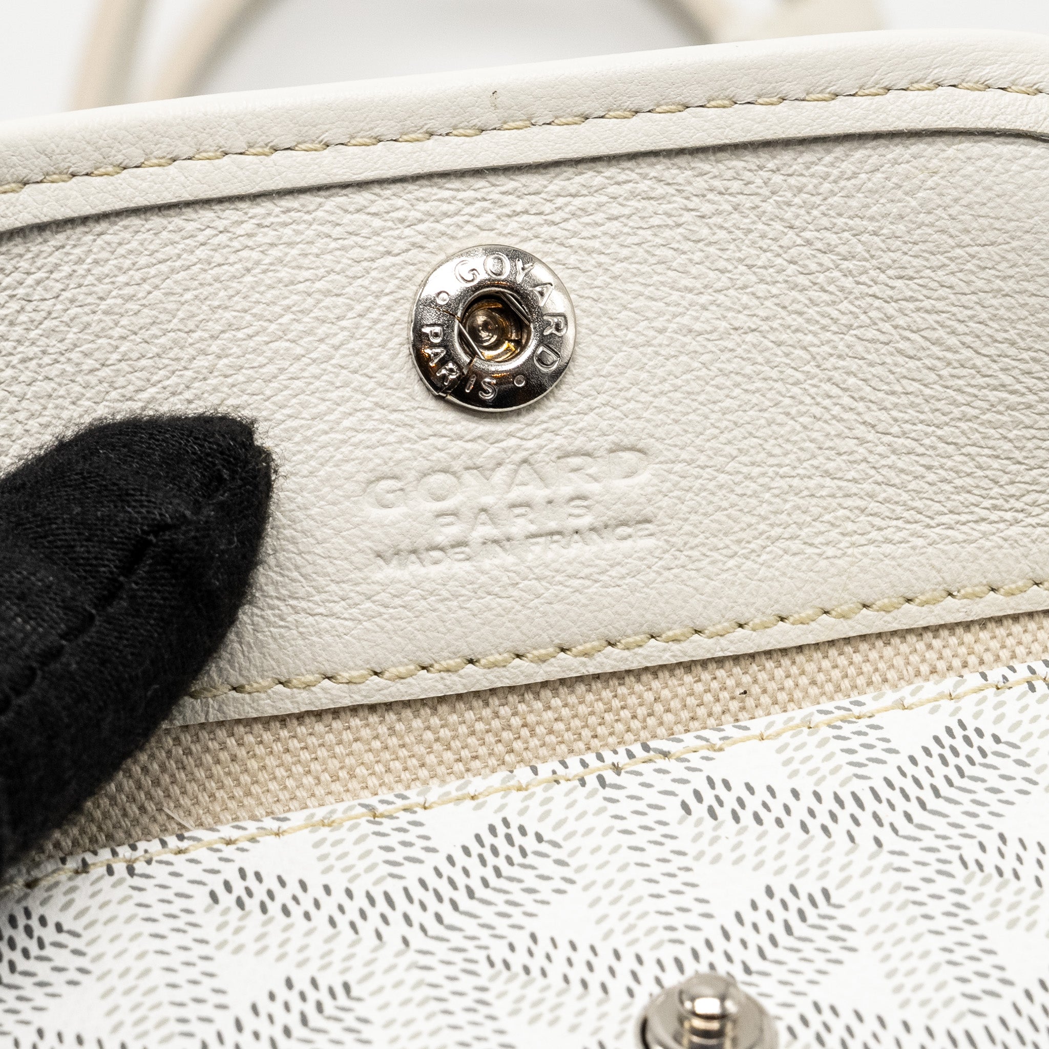 goyard-mini-anjou-tote-bag-heart-goyardline-canvas-leather-white