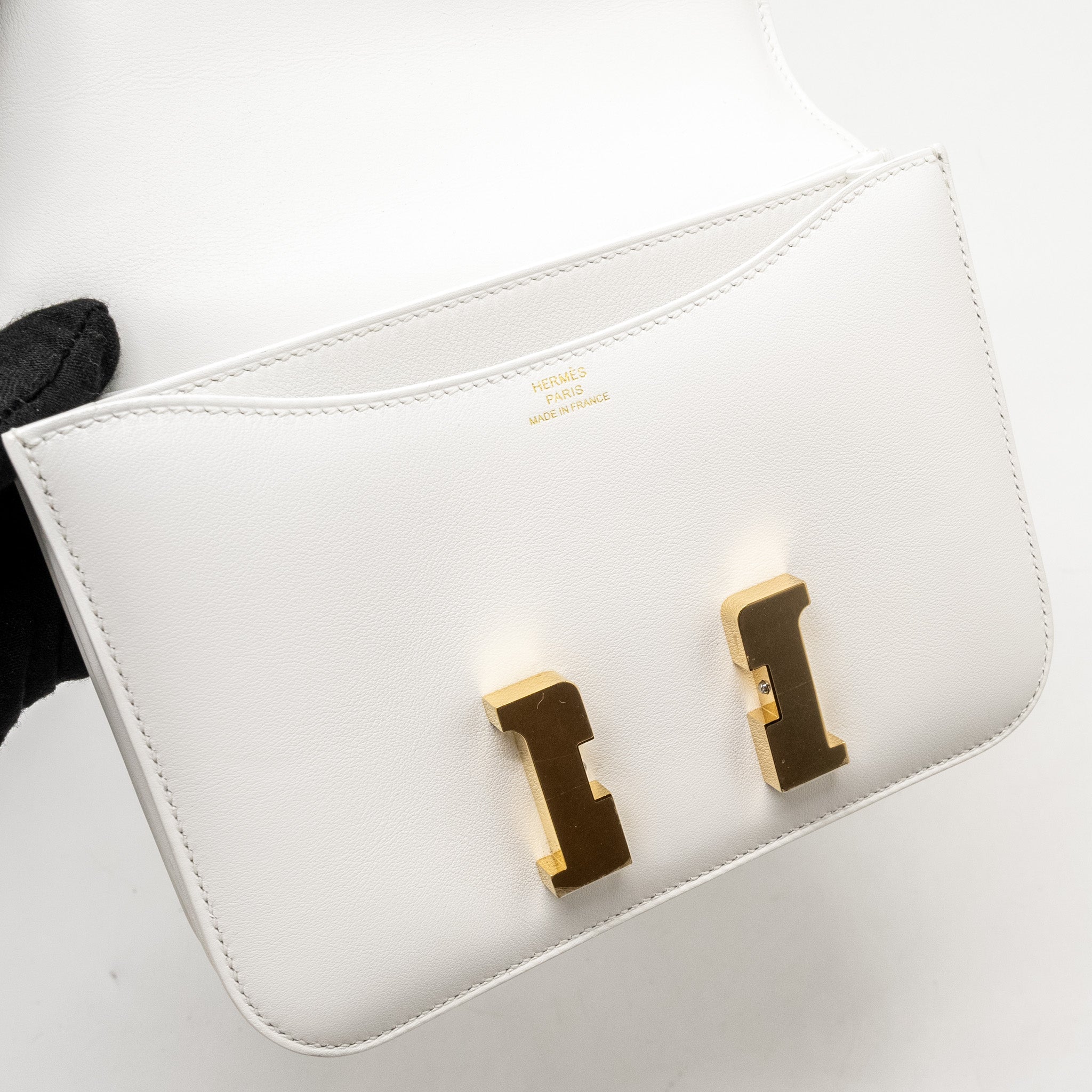 hermes-mini-constance-swift-new-white-lghw-stamp-b-copy