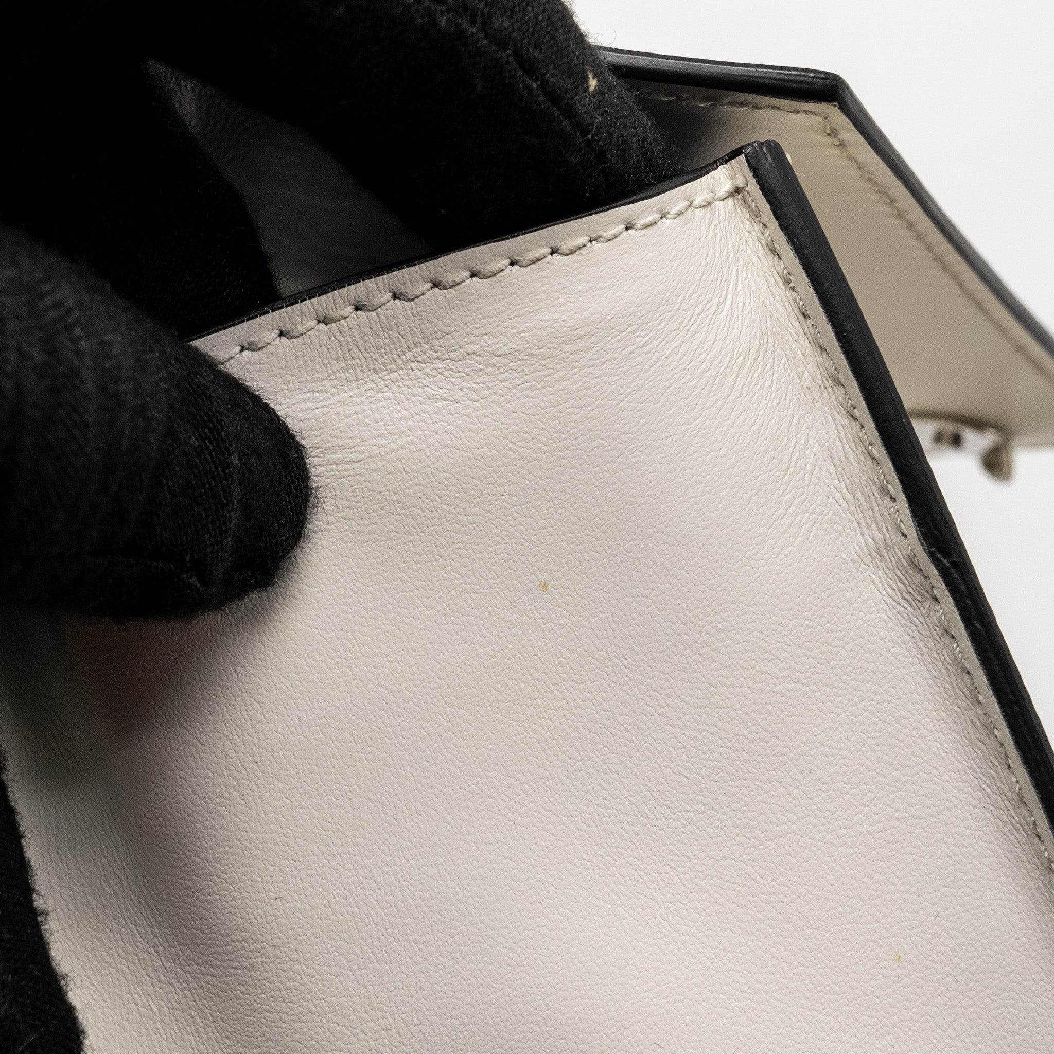 prada-saffiano-robot-monochrom-crossbody-bag-white-shw-copy