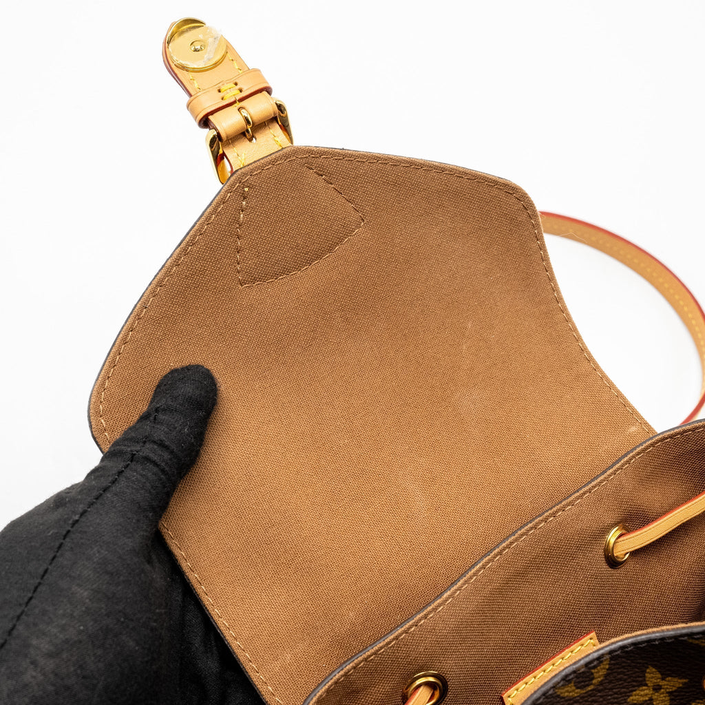louis-vuitton-montsouris-pm-backpack-monogram-canvas-ghw