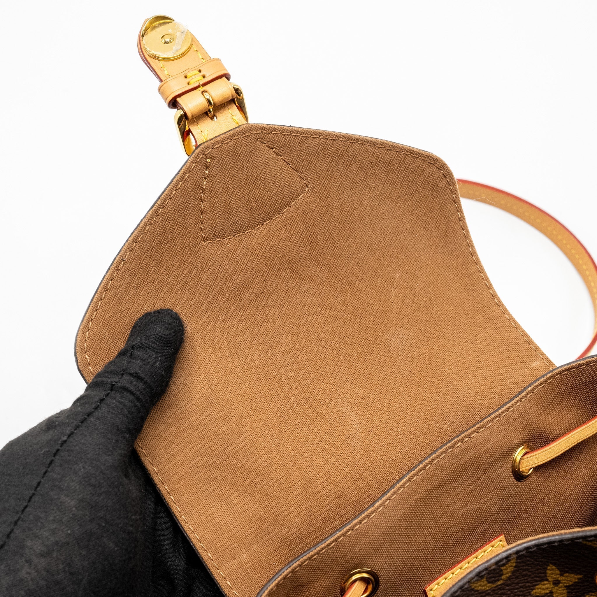 louis-vuitton-montsouris-pm-backpack-monogram-canvas-ghw