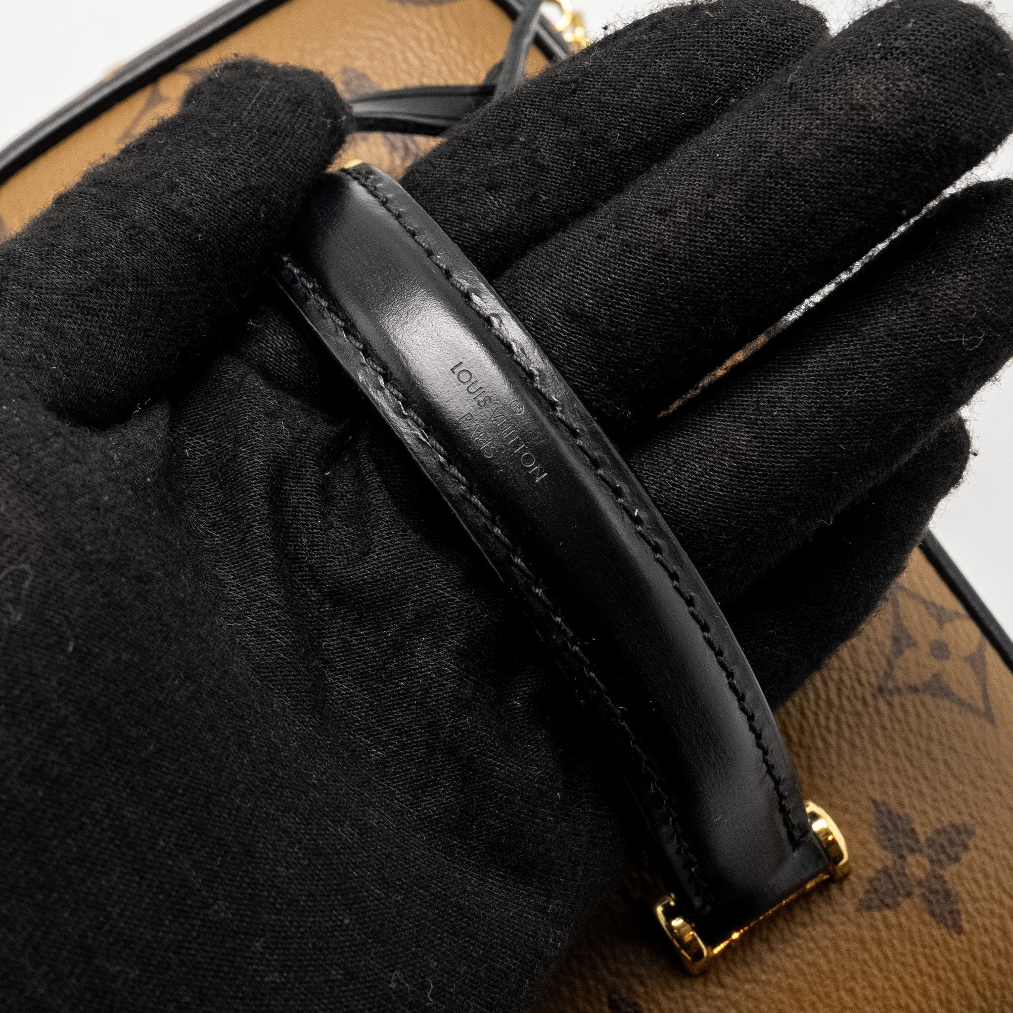 louis-vuitton-vanity-case-pm-monogram-reverse-canvas-ghw-1