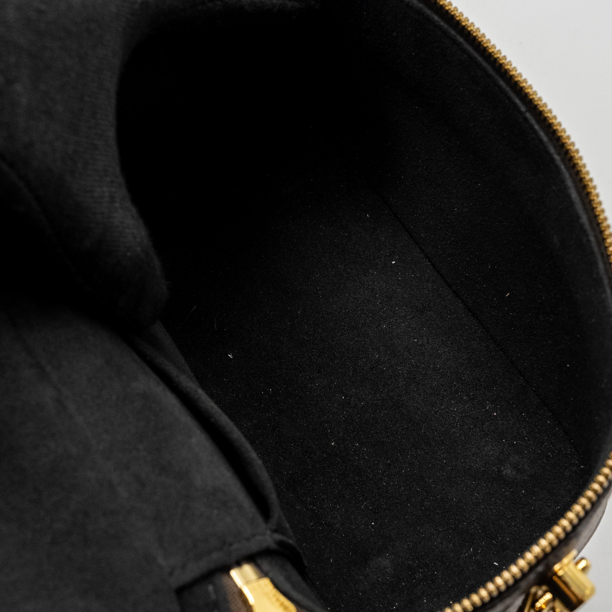 louis-vuitton-vanity-case-pm-monogram-reverse-canvas-ghw-1