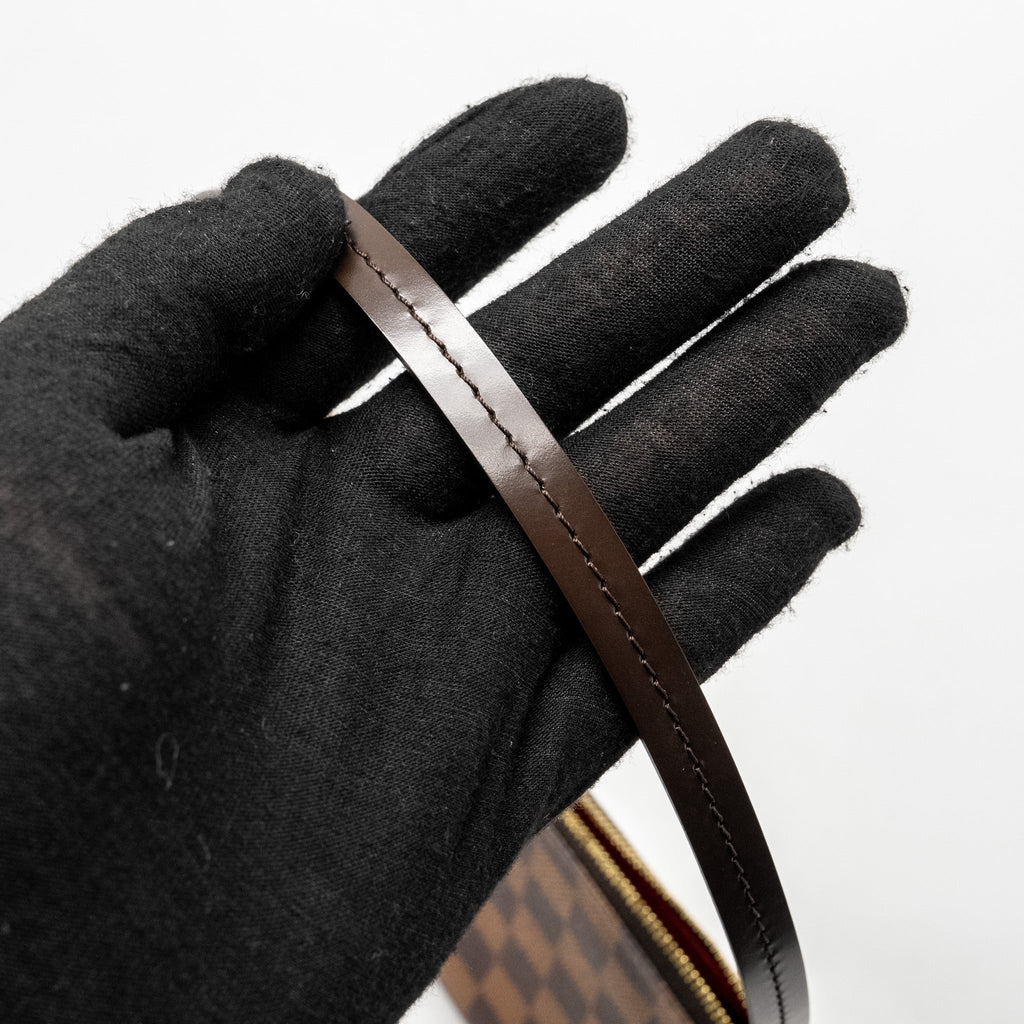 louis-vuitton-pochette-accessoires-damier-ebene-canvas-ghw