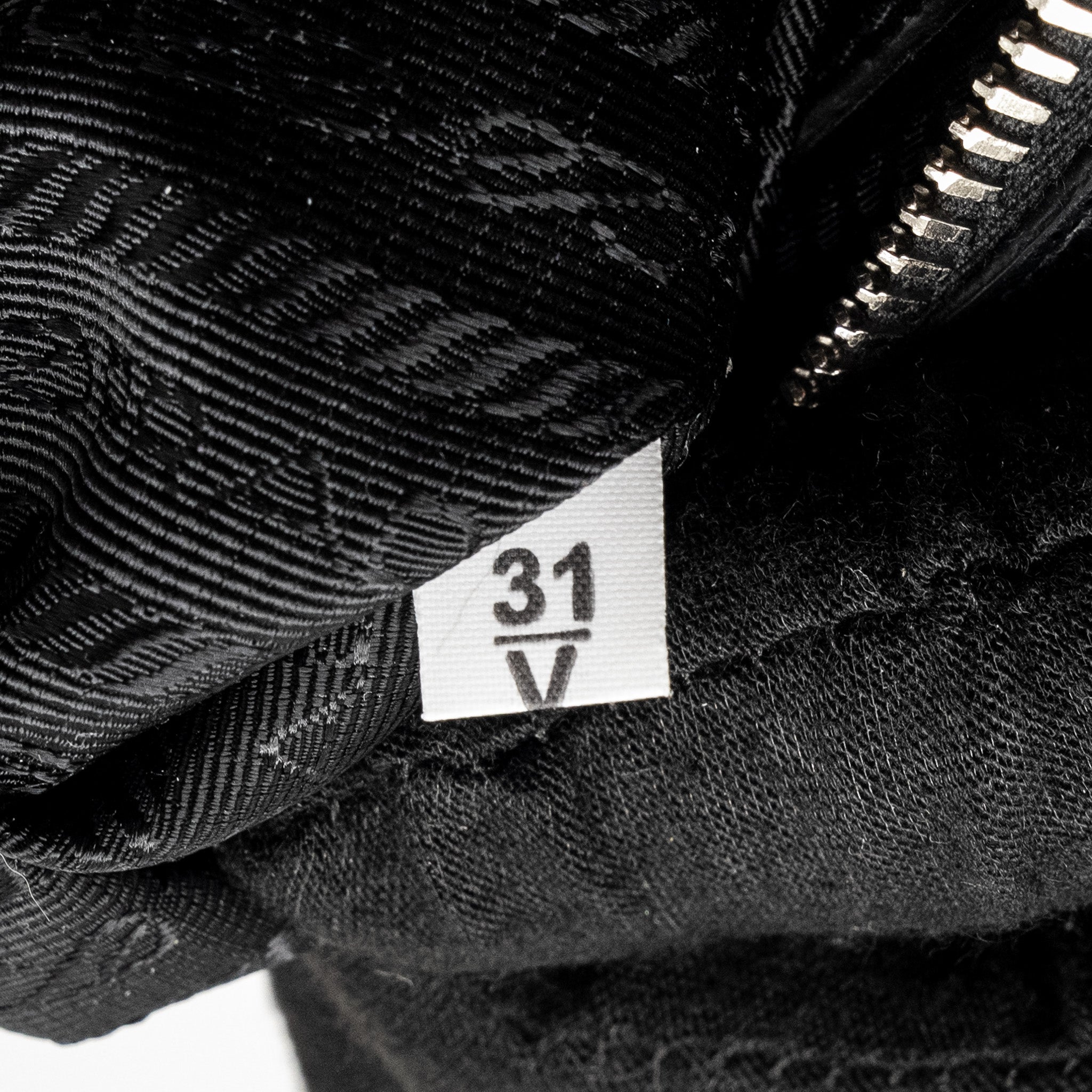 prada-top-handle-re-edition-2005-nylon-bag-black-shw