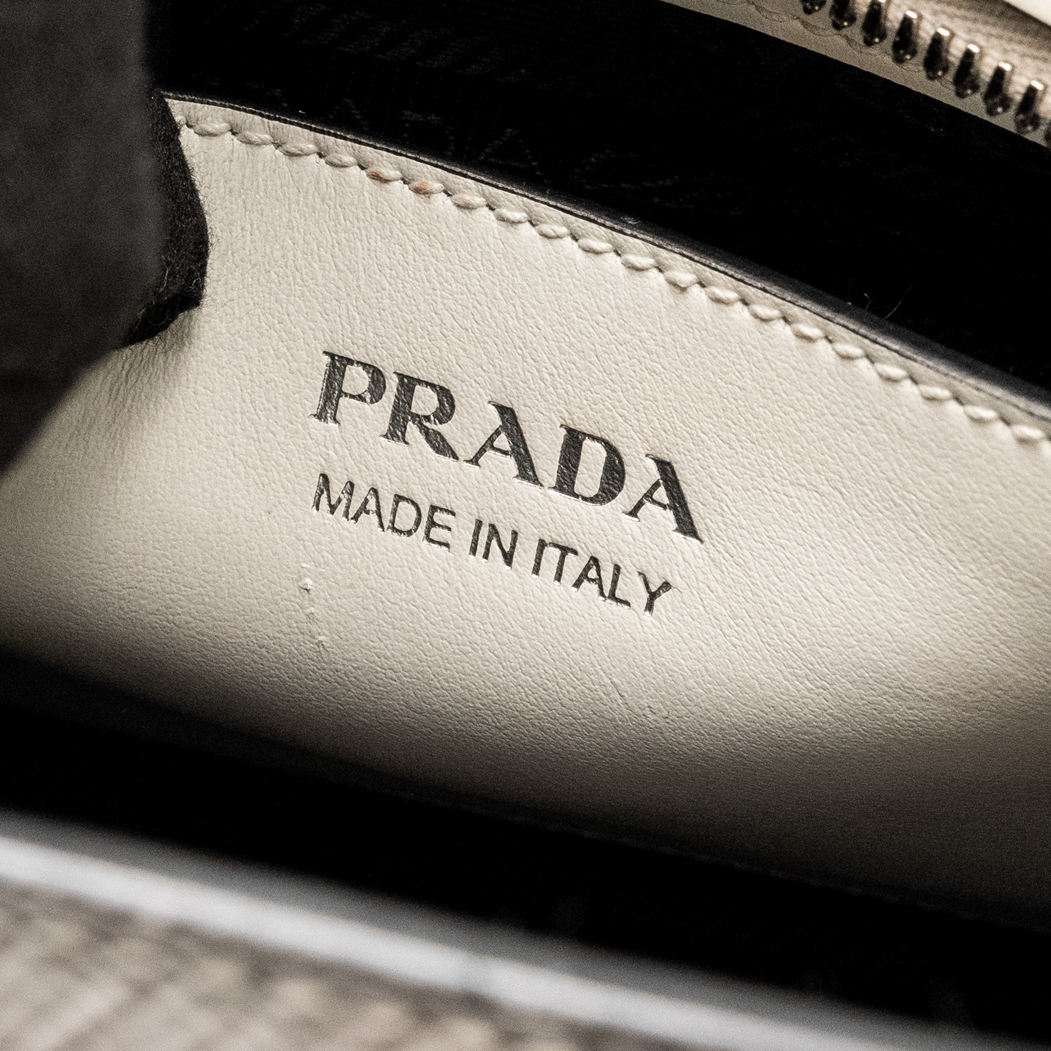 prada-saffiano-monochrome-bag-leather-white-shw