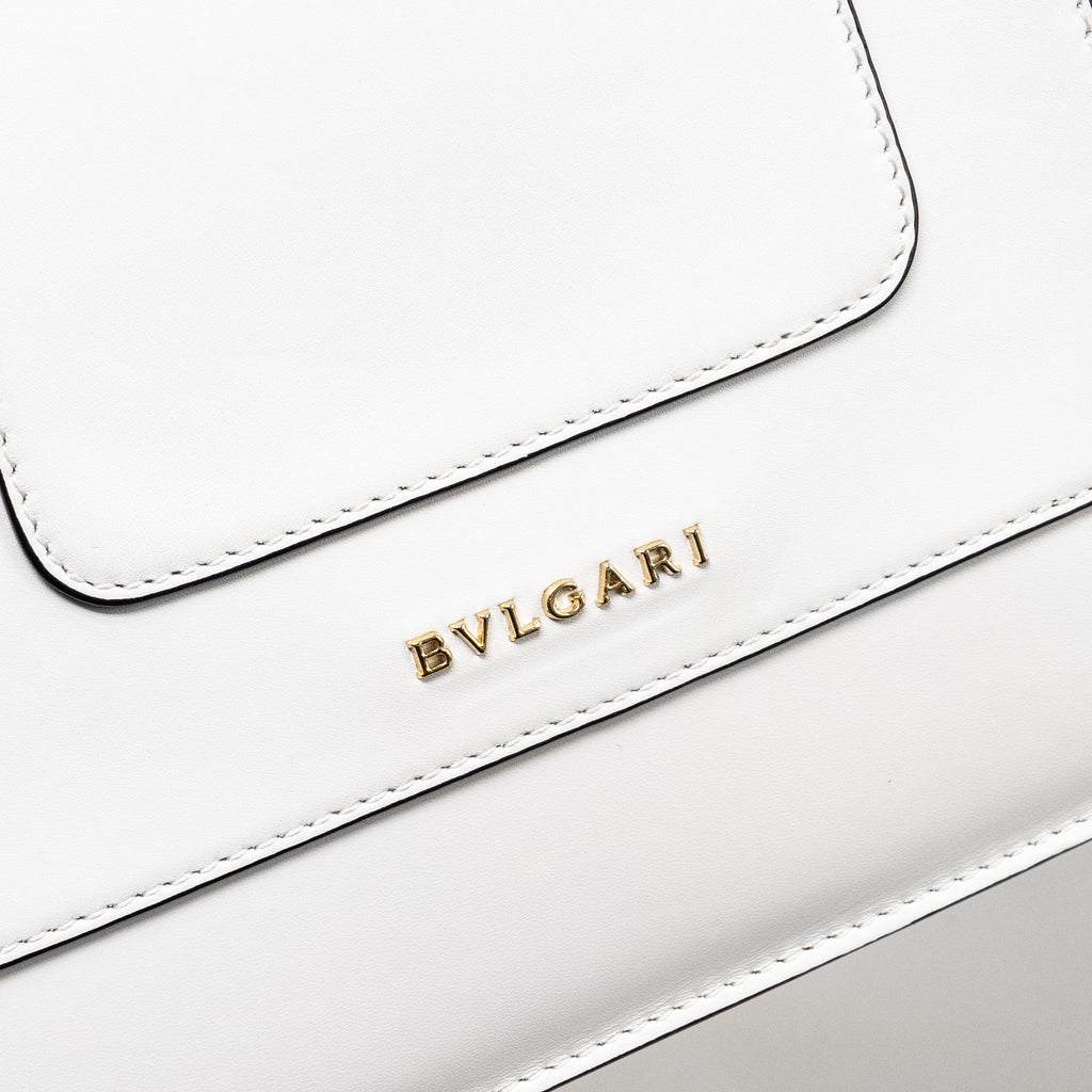 bvlgari-serpenti-forever-chain-bag-calfskin-white-lghw