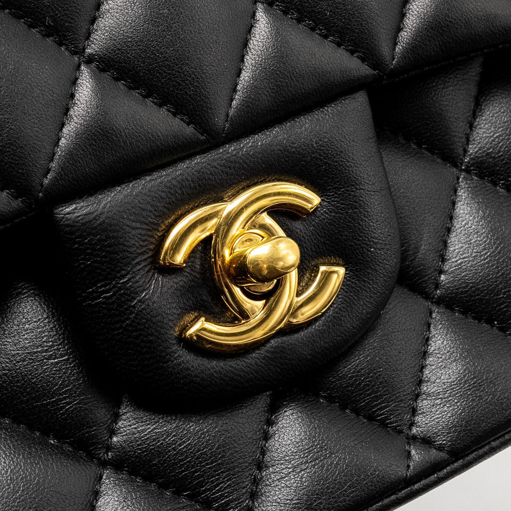 chanel-medium-classic-double-flap-bag-lambskin-black-ghw-9