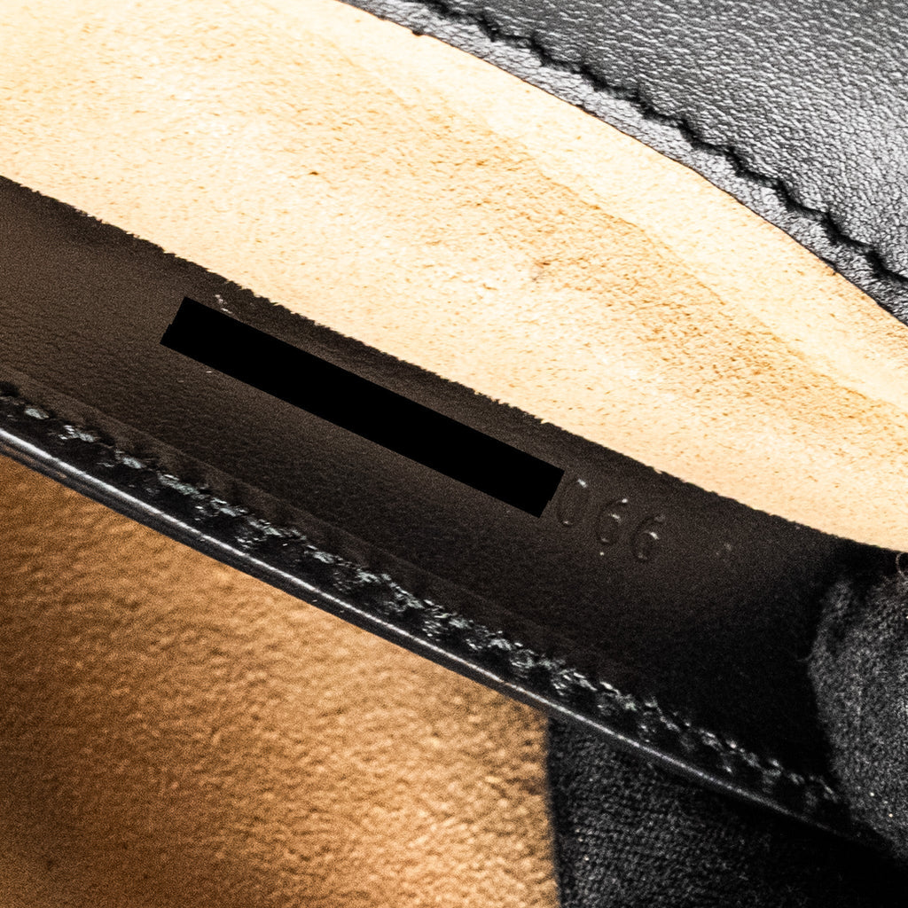 gucci-mini-gg-marmont-shoulder-bag-calfskin-black-ghw