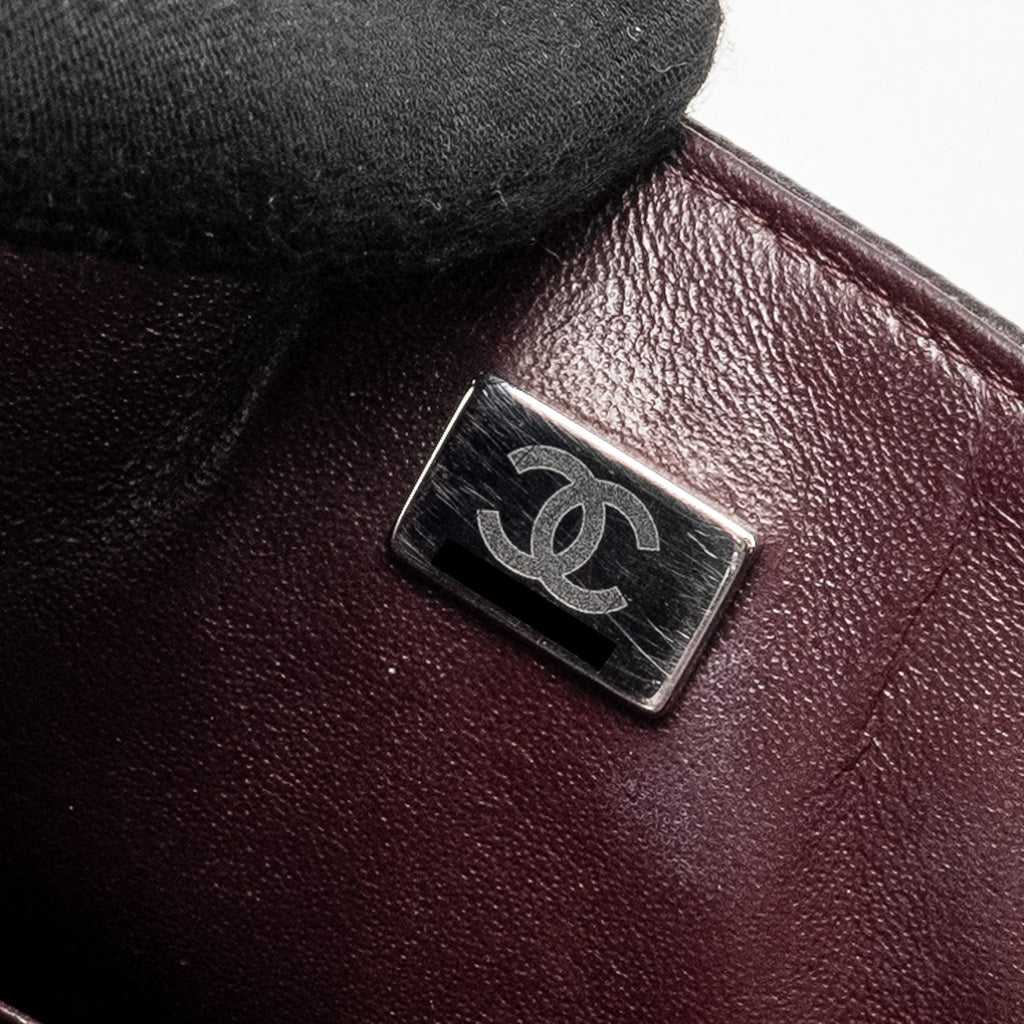 chanel-medium-classic-double-flap-bag-caviar-black-shwmicrochip