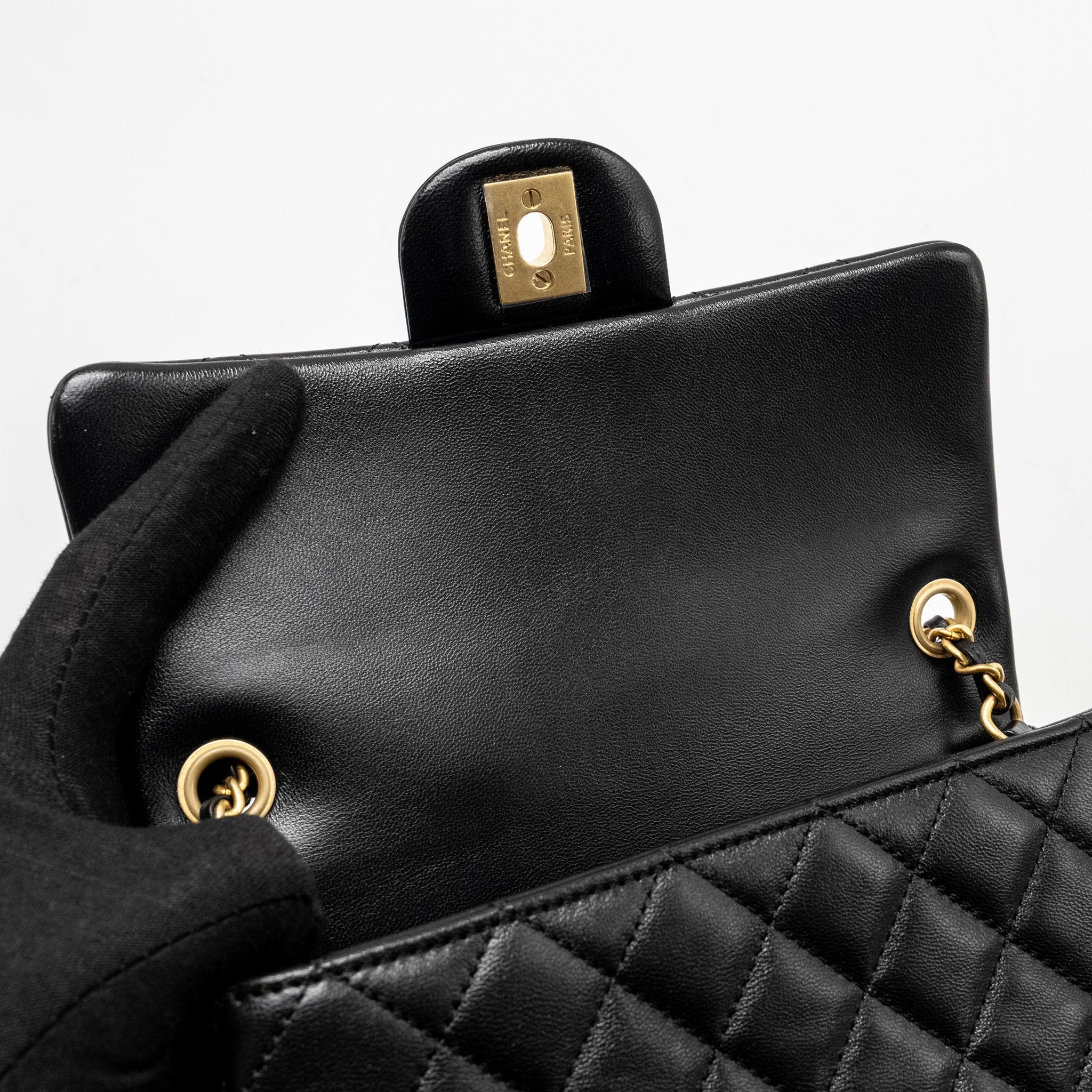 chanel-pearl-crush-mini-rectangular-flap-bag-shiny-lambskin-black-ghw-microchip