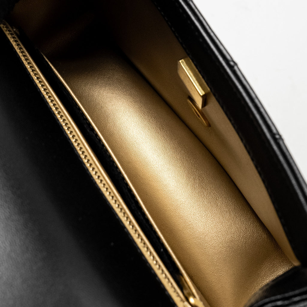 chanel-pearl-crush-mini-rectangular-flap-bag-shiny-lambskin-black-ghw-microchip