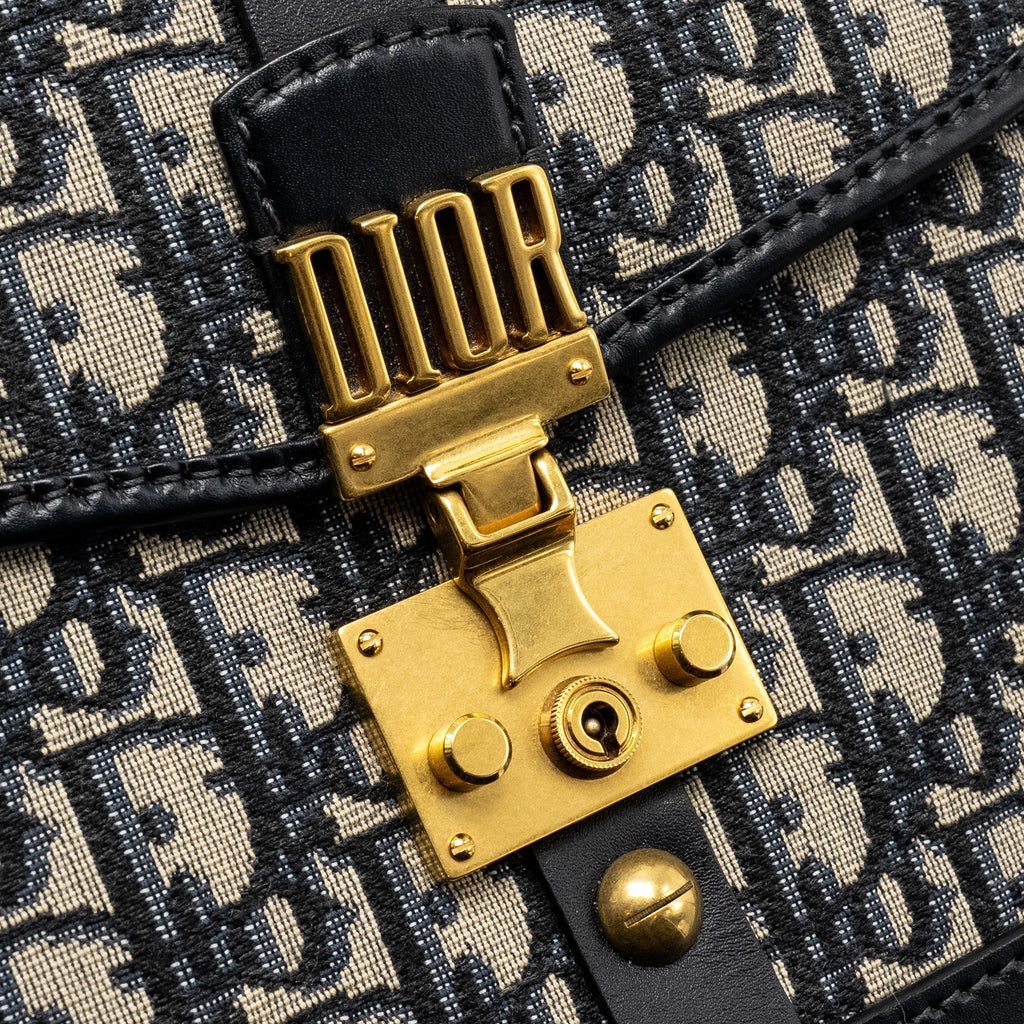 dior-addict-vertical-messenger-bag-oblique-canvas-blue-ghw-1
