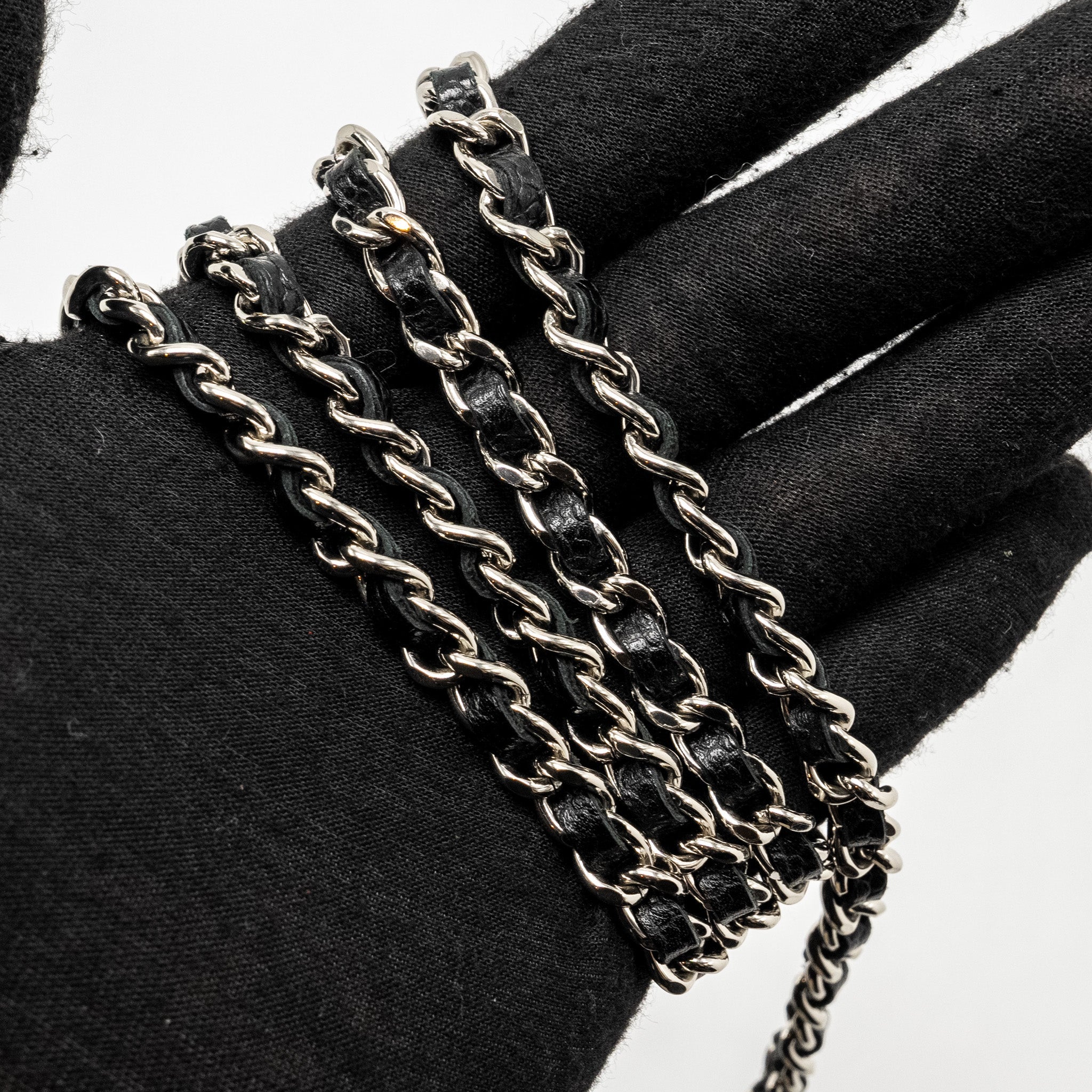 chanel-classic-wallet-on-chain-caviar-black-shw-9