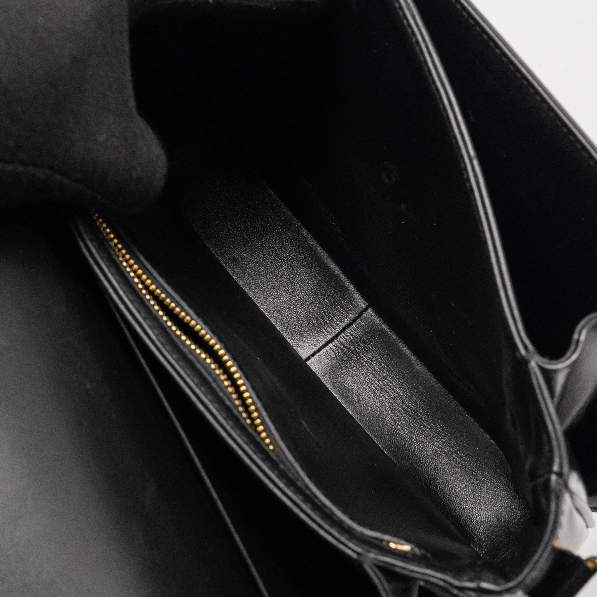celine-classic-triomphe-bag-shiny-calfskin-black-ghw