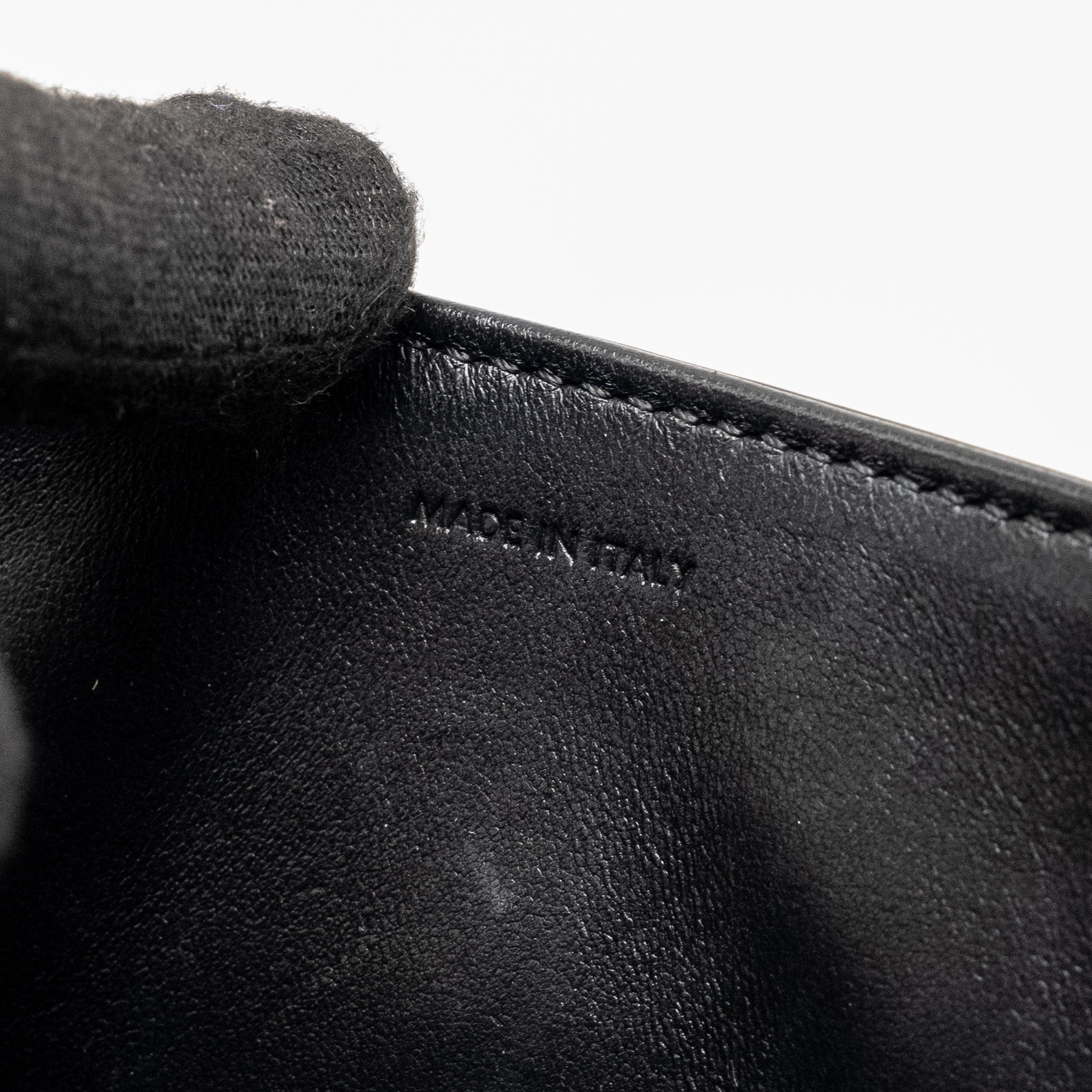 celine-classic-triomphe-bag-shiny-calfskin-black-ghw