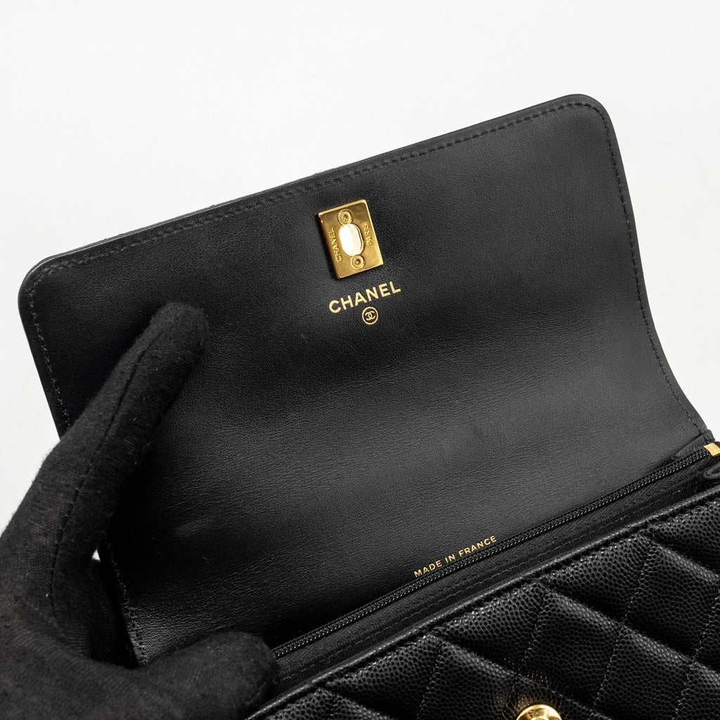 chanel-23s-wallet-on-chain-with-bag-charm-caviar-black-ghwmicrochip-1