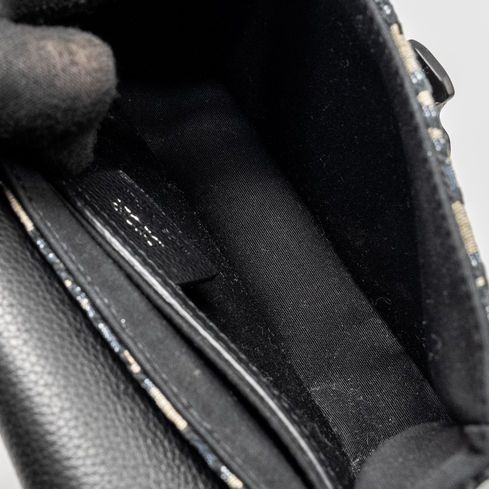 dior-homme-mini-saddle-messenger-bag-with-flap-oblique-jacquard-grained-calfskin-multicolour-hardware