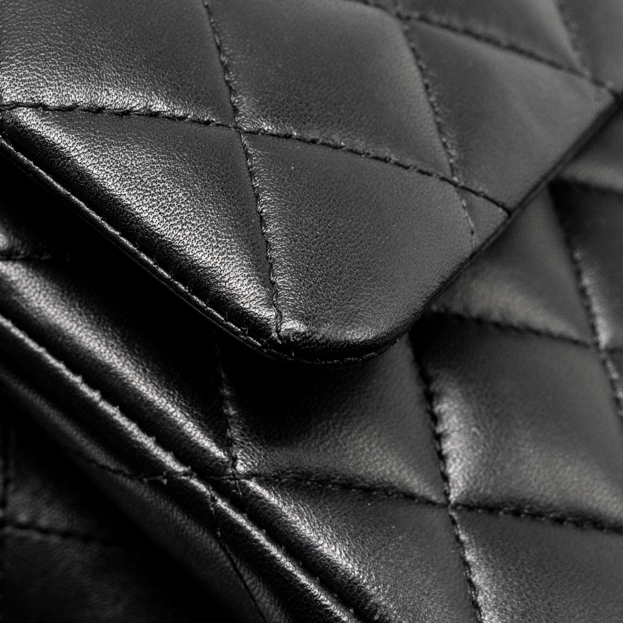 chanel-medium-classic-double-flap-bag-lambskin-black-ghw-7