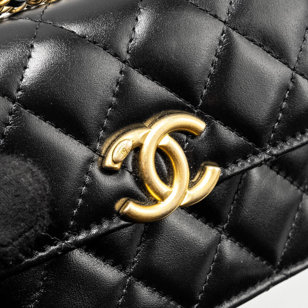 chanel-21a-gold-crush-mini-flap-clutch-with-adjustable-chain-calfskin-black-ghw-copy