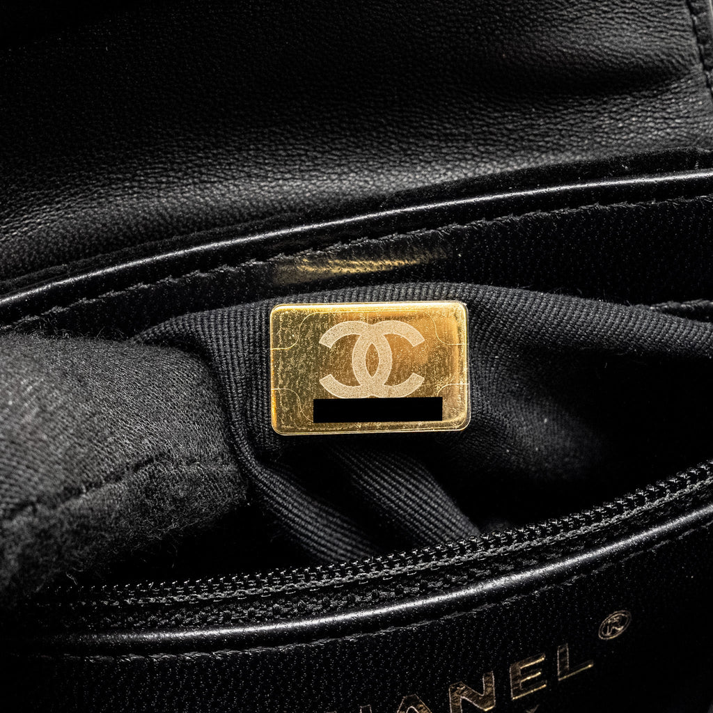 chanel-24a-mini-shopping-tote-mini-kelly-velvet-black-ghw-microchip