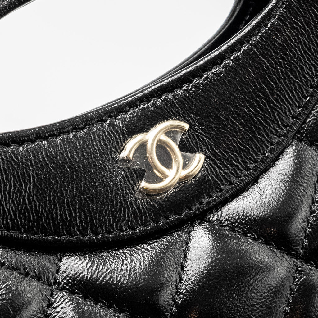 chanel-mini-31-clutch-with-chain-shiny-calfskin-black-lghwmicrochip