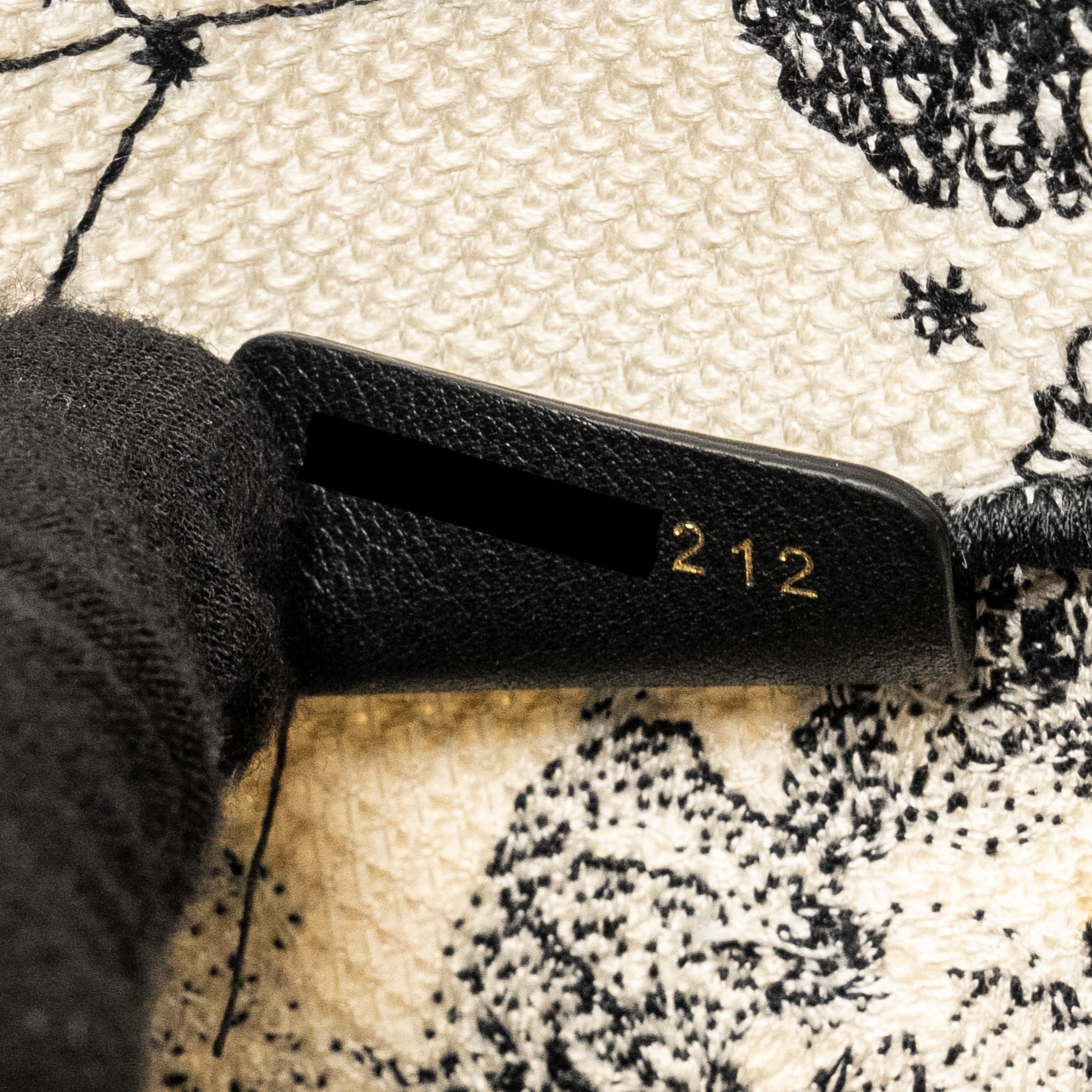 dior-small-book-tote-latte-black-toile-de-jouy-zodiac-embroidery-1